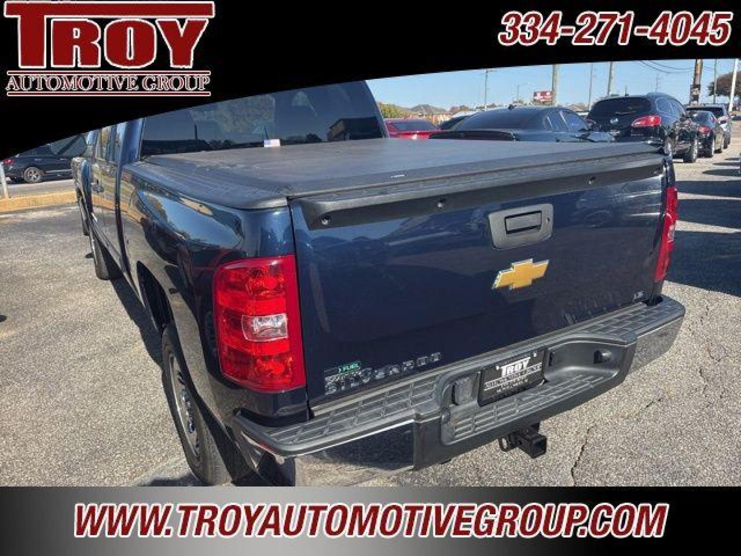 2012 Imperial Blue Metallic /Dark Titanium Chevrolet Silverado 1500 LS (1GCRCREA0CZ) with an Vortec 4.8L V8 SFI VVT Flex Fuel engine, Automatic transmission, located at 6812 Atlanta Hwy, Montgomery, AL, 36117, (334) 271-4045, 32.382118, -86.178673 - Photo#7