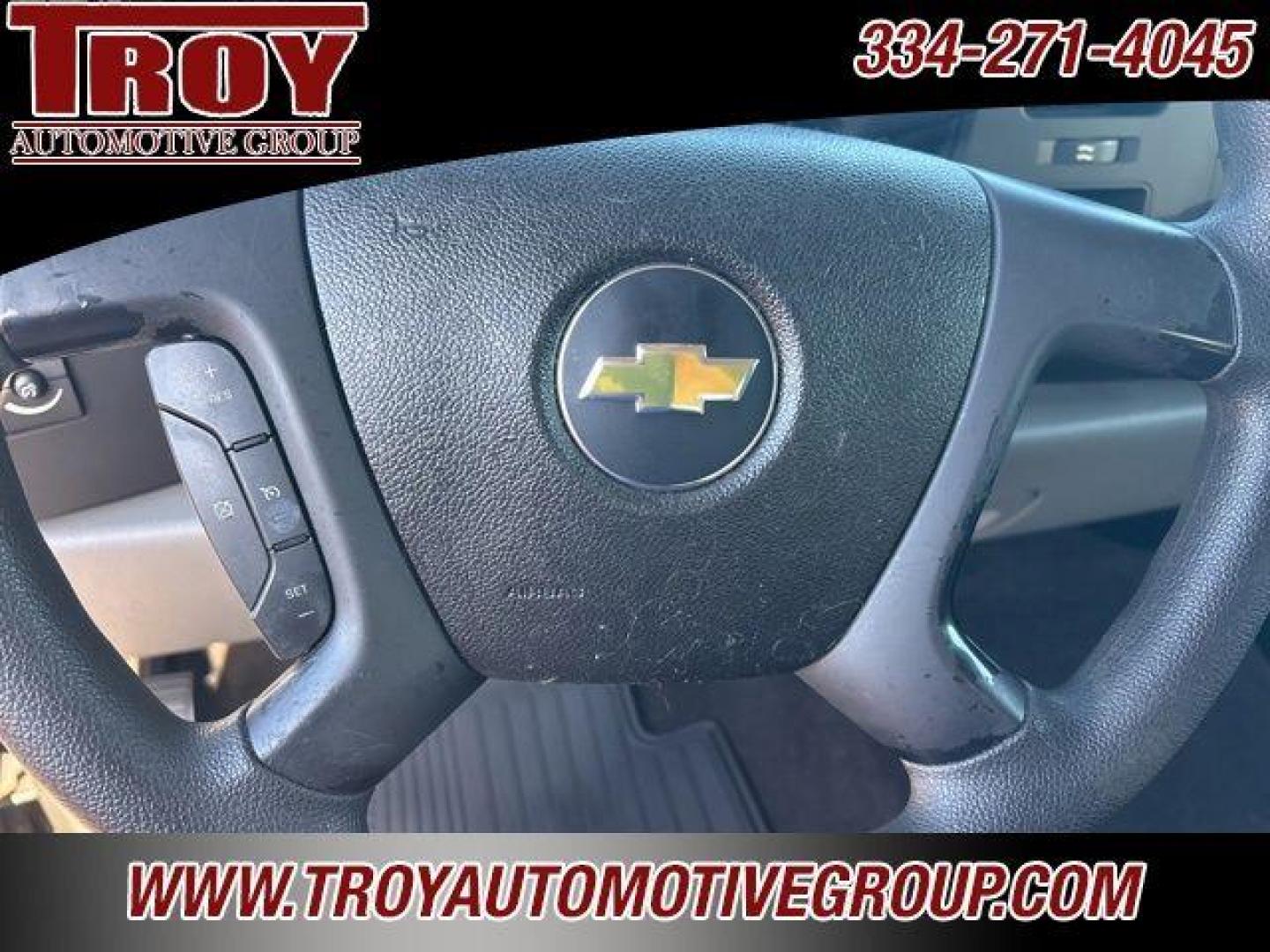 2012 Imperial Blue Metallic /Dark Titanium Chevrolet Silverado 1500 LS (1GCRCREA0CZ) with an Vortec 4.8L V8 SFI VVT Flex Fuel engine, Automatic transmission, located at 6812 Atlanta Hwy, Montgomery, AL, 36117, (334) 271-4045, 32.382118, -86.178673 - Photo#19