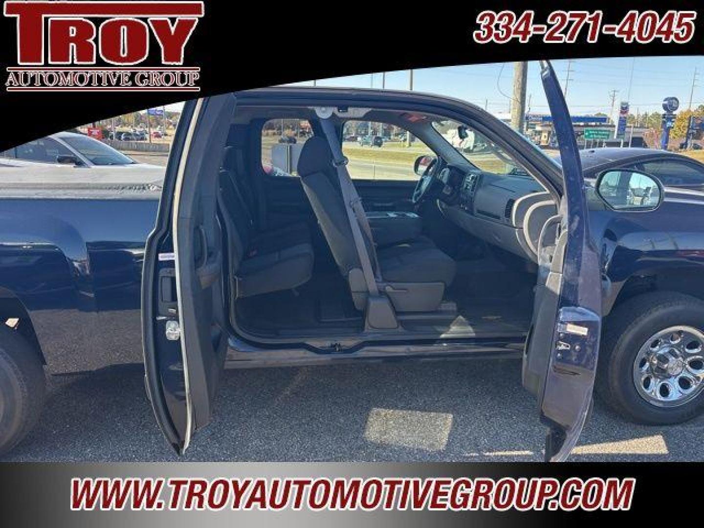 2012 Imperial Blue Metallic /Dark Titanium Chevrolet Silverado 1500 LS (1GCRCREA0CZ) with an Vortec 4.8L V8 SFI VVT Flex Fuel engine, Automatic transmission, located at 6812 Atlanta Hwy, Montgomery, AL, 36117, (334) 271-4045, 32.382118, -86.178673 - Photo#35