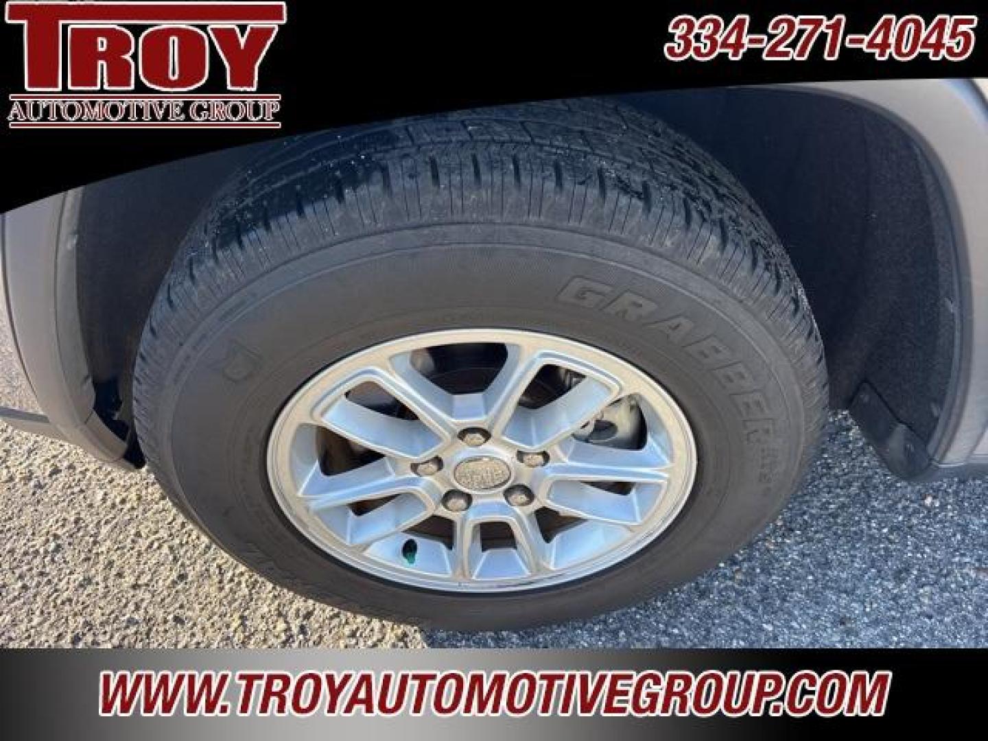 2018 Billet Silver Metallic Clearcoat /Black Jeep Grand Cherokee Laredo E (1C4RJEAGXJC) with an 3.6L V6 24V VVT engine, Automatic transmission, located at 6812 Atlanta Hwy, Montgomery, AL, 36117, (334) 271-4045, 32.382118, -86.178673 - Billet Silver Metallic Clearcoat 2018 Jeep Grand Cherokee Laredo E RWD 3.6L V6 24V VVT 8-Speed Automatic<br><br>Financing Available---Top Value for Trades.<br><br>Odometer is 57493 miles below market average! 19/26 City/Highway MPG<br><br><br>Awards:<br> * 2018 KBB.com 10 Most Awarded Brands - Photo#14