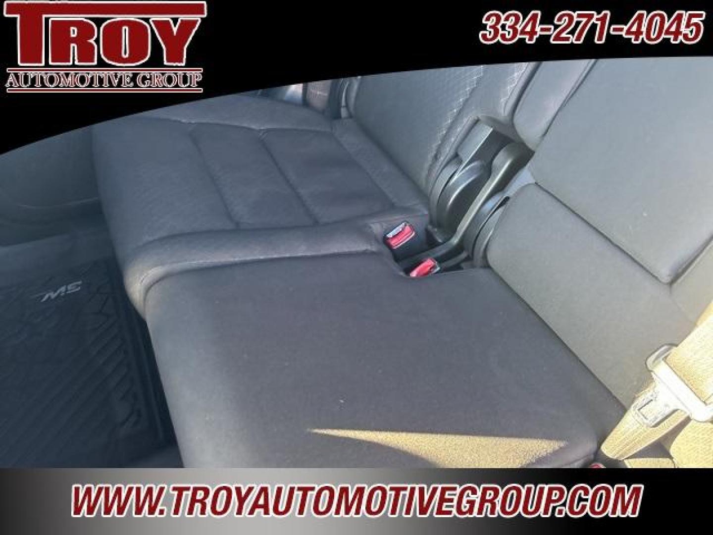 2018 Billet Silver Metallic Clearcoat /Black Jeep Grand Cherokee Laredo E (1C4RJEAGXJC) with an 3.6L V6 24V VVT engine, Automatic transmission, located at 6812 Atlanta Hwy, Montgomery, AL, 36117, (334) 271-4045, 32.382118, -86.178673 - Billet Silver Metallic Clearcoat 2018 Jeep Grand Cherokee Laredo E RWD 3.6L V6 24V VVT 8-Speed Automatic<br><br>Financing Available---Top Value for Trades.<br><br>Odometer is 57493 miles below market average! 19/26 City/Highway MPG<br><br><br>Awards:<br> * 2018 KBB.com 10 Most Awarded Brands - Photo#24