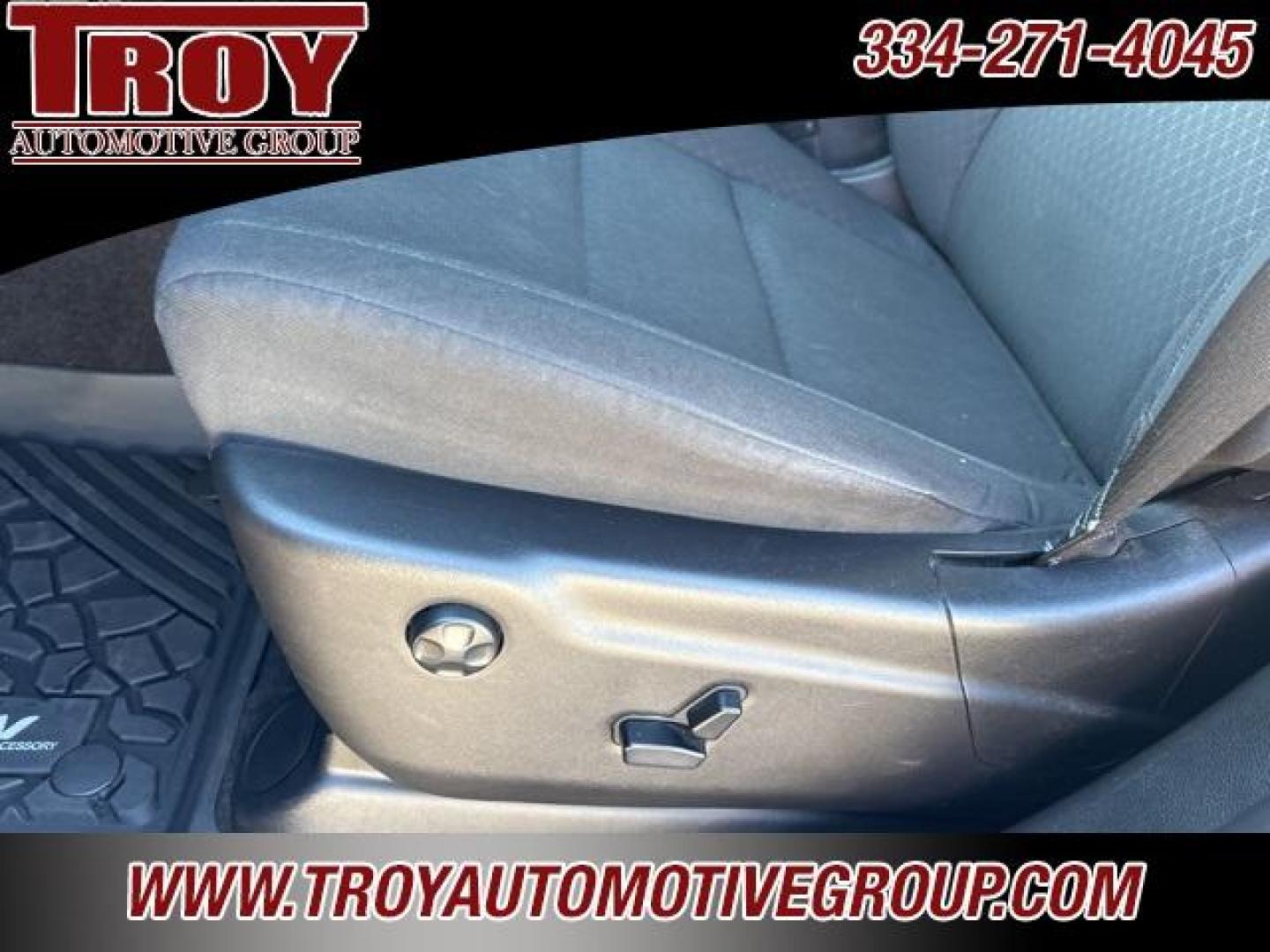 2018 Billet Silver Metallic Clearcoat /Black Jeep Grand Cherokee Laredo E (1C4RJEAGXJC) with an 3.6L V6 24V VVT engine, Automatic transmission, located at 6812 Atlanta Hwy, Montgomery, AL, 36117, (334) 271-4045, 32.382118, -86.178673 - Billet Silver Metallic Clearcoat 2018 Jeep Grand Cherokee Laredo E RWD 3.6L V6 24V VVT 8-Speed Automatic<br><br>Financing Available---Top Value for Trades.<br><br>Odometer is 57493 miles below market average! 19/26 City/Highway MPG<br><br><br>Awards:<br> * 2018 KBB.com 10 Most Awarded Brands - Photo#37