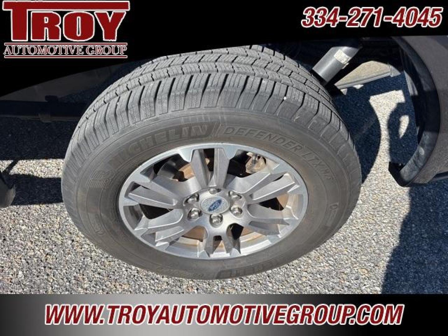 2019 Magnetic /Black Ford F-150 Lariat (1FTEW1C57KK) with an 5.0L V8 engine, Automatic transmission, located at 6812 Atlanta Hwy, Montgomery, AL, 36117, (334) 271-4045, 32.382118, -86.178673 - Photo#17