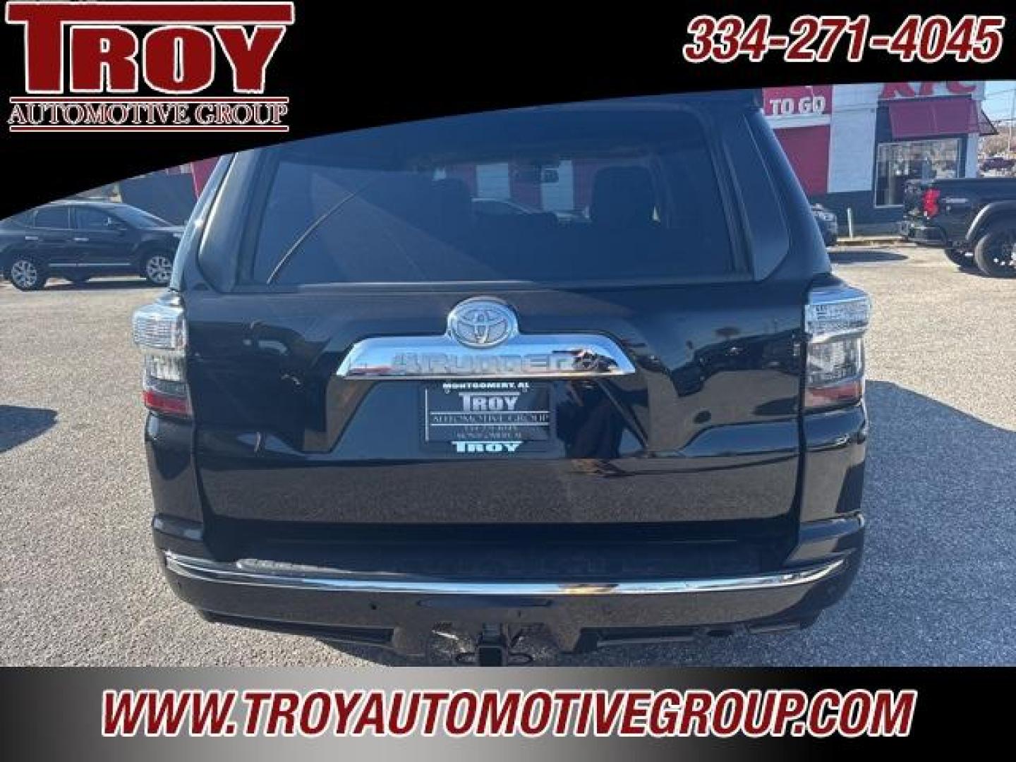 2014 Black /Sand Beige Toyota 4Runner (JTEZU5JR0E5) with an 4.0L V6 SMPI DOHC engine, Automatic transmission, located at 6812 Atlanta Hwy, Montgomery, AL, 36117, (334) 271-4045, 32.382118, -86.178673 - New Tires!!<br>Limited Edition!!<br>Tow Package!!<br>Navigation!!<br>2-Master Remote Keys! - Photo#10