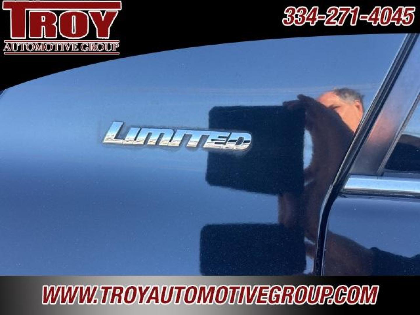 2014 Black /Sand Beige Toyota 4Runner (JTEZU5JR0E5) with an 4.0L V6 SMPI DOHC engine, Automatic transmission, located at 6812 Atlanta Hwy, Montgomery, AL, 36117, (334) 271-4045, 32.382118, -86.178673 - New Tires!!<br>Limited Edition!!<br>Tow Package!!<br>Navigation!!<br>2-Master Remote Keys! - Photo#21