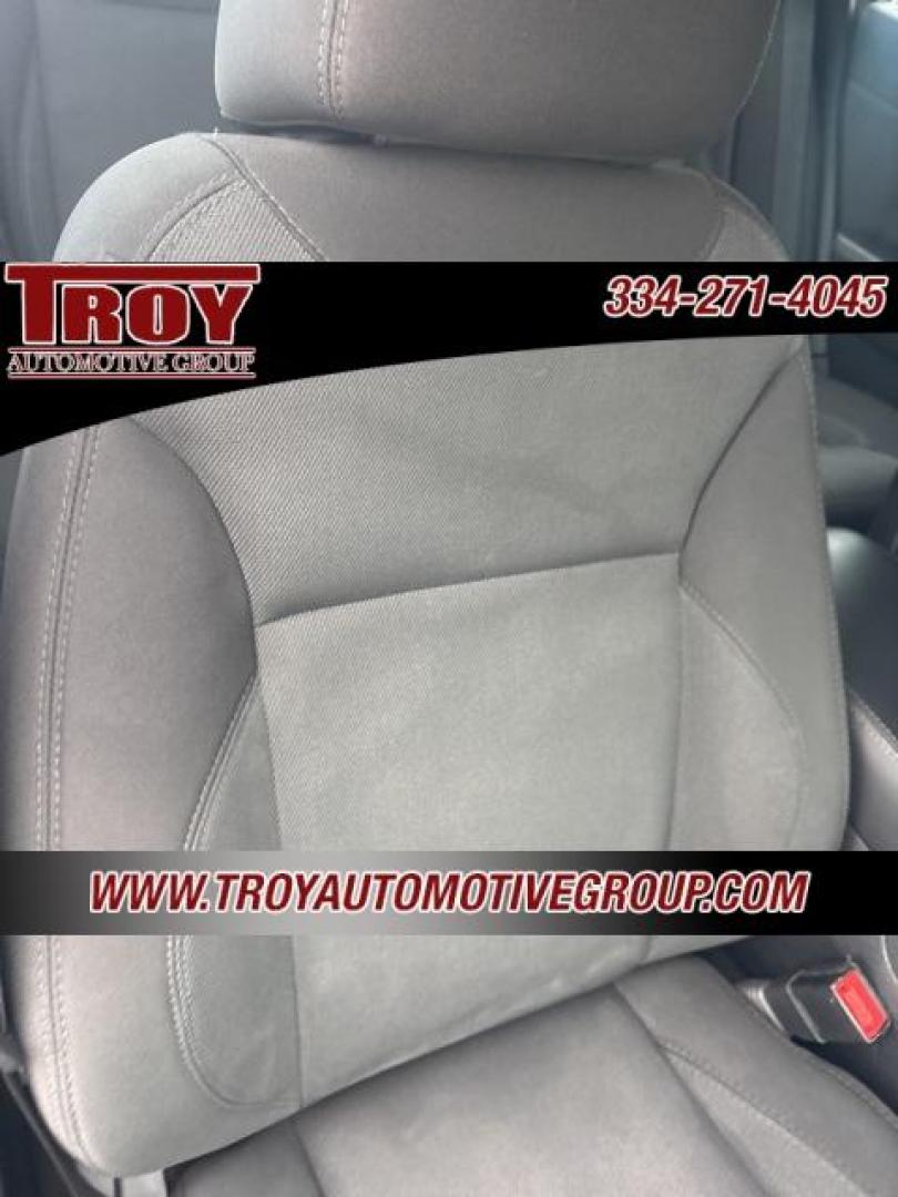 2017 Granite Crystal Metallic Clearcoat /Black Dodge Charger SE (2C3CDXBG9HH) with an 3.6L 6-Cylinder SMPI DOHC engine, Automatic transmission, located at 6812 Atlanta Hwy, Montgomery, AL, 36117, (334) 271-4045, 32.382118, -86.178673 - 20 Premium Alloy Wheels!!<br>Rear Spoiler!! - Photo#18