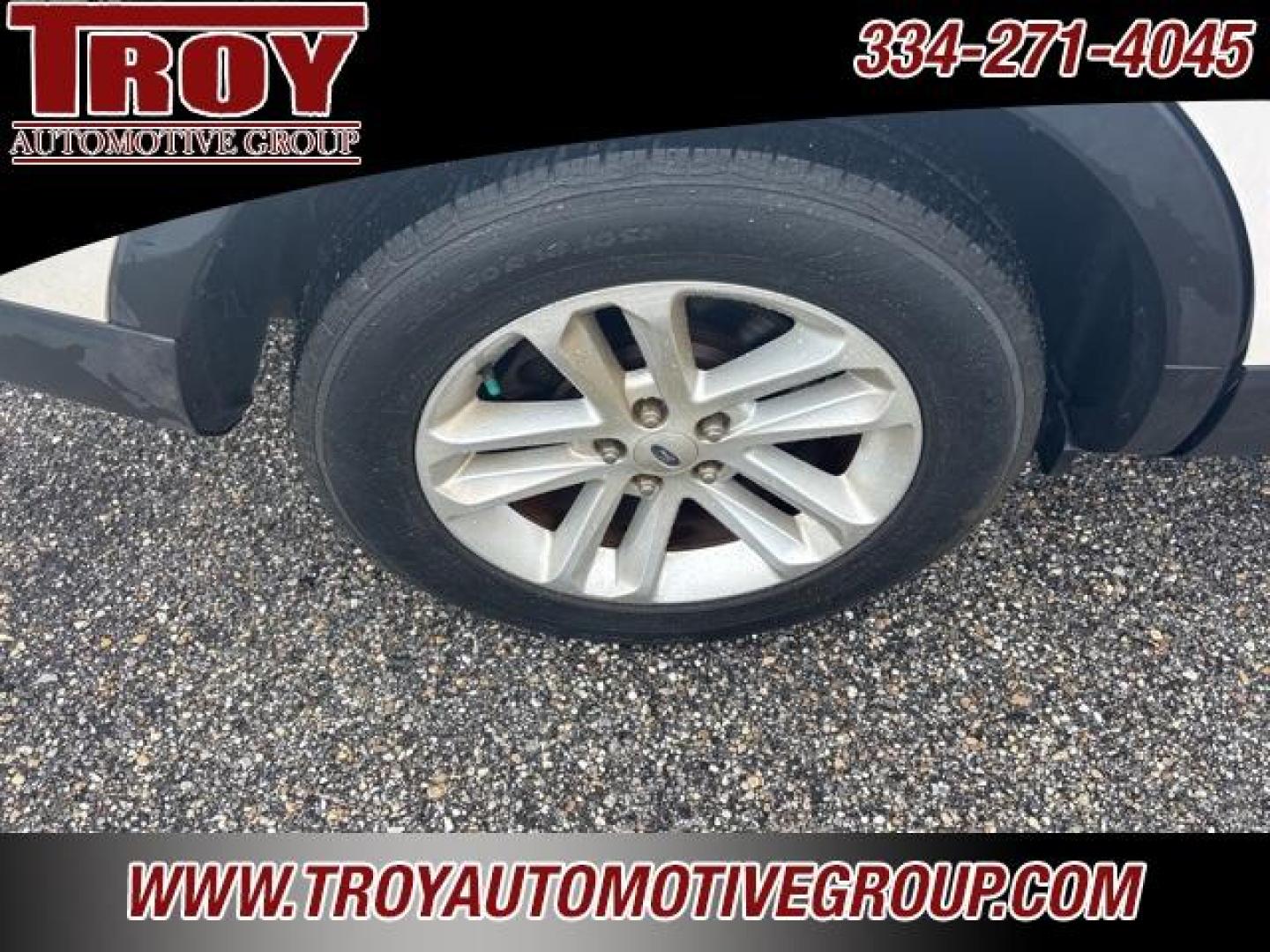 2013 White Platinum Clearcoat Metallic /Medium Light Stone Ford Explorer XLT (1FM5K7D81DG) with an 3.5L 6-Cylinder SMPI DOHC engine, Automatic transmission, located at 6812 Atlanta Hwy, Montgomery, AL, 36117, (334) 271-4045, 32.382118, -86.178673 - Photo#13