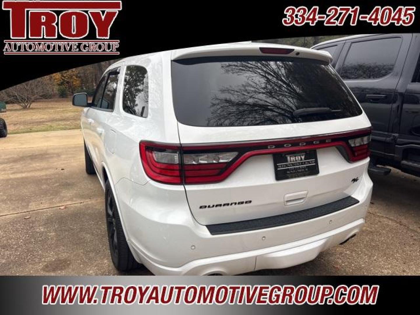 2019 White Knuckle Clearcoat /Black Dodge Durango R/T (1C4SDHCT5KC) with an HEMI 5.7L V8 Multi Displacement VVT engine, Automatic transmission, located at 6812 Atlanta Hwy, Montgomery, AL, 36117, (334) 271-4045, 32.382118, -86.178673 - Power Sunroof!!<br>Tow Package!!<br>Blind Spot Monitors!!<br>2-Master Remote Keys!!<br>Black Top Package!!<br>Heated Seats!! - Photo#7