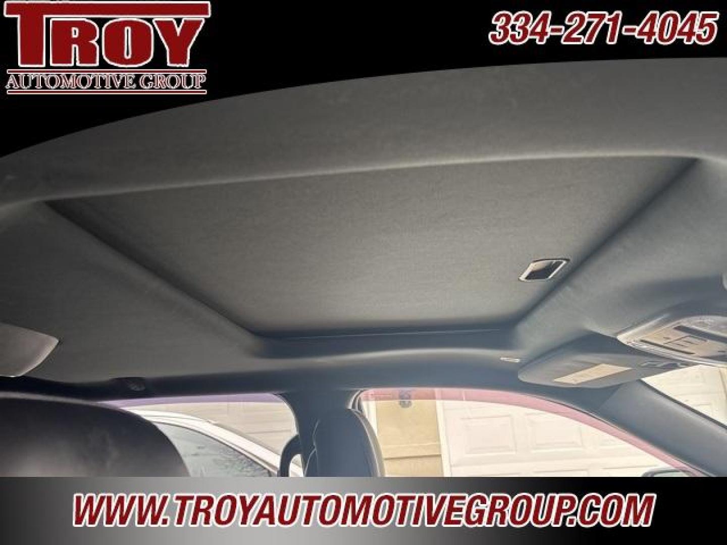 2019 White Knuckle Clearcoat /Black Dodge Durango R/T (1C4SDHCT5KC) with an HEMI 5.7L V8 Multi Displacement VVT engine, Automatic transmission, located at 6812 Atlanta Hwy, Montgomery, AL, 36117, (334) 271-4045, 32.382118, -86.178673 - Power Sunroof!!<br>Tow Package!!<br>Blind Spot Monitors!!<br>2-Master Remote Keys!!<br>Black Top Package!!<br>Heated Seats!! - Photo#10