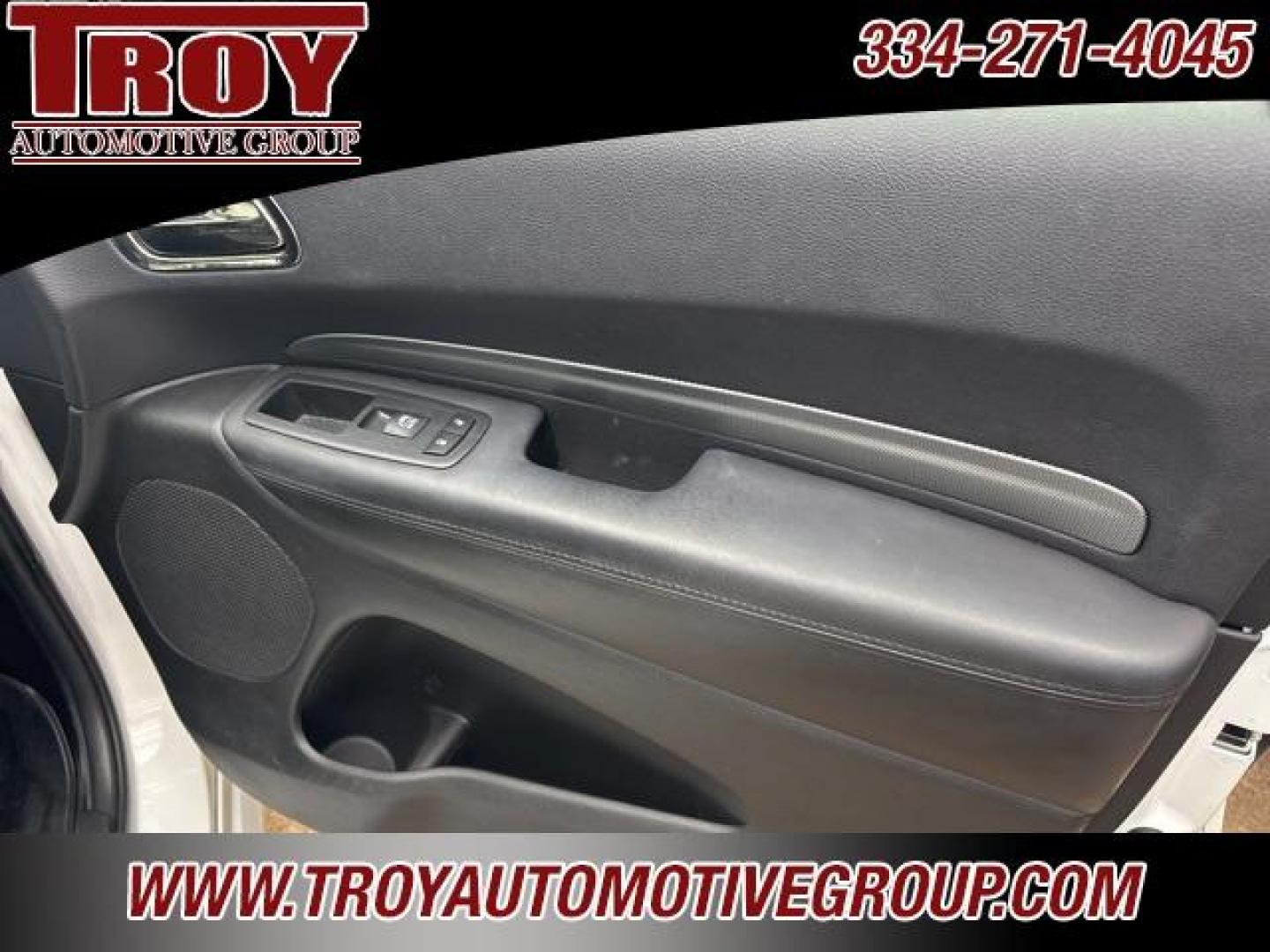 2019 White Knuckle Clearcoat /Black Dodge Durango R/T (1C4SDHCT5KC) with an HEMI 5.7L V8 Multi Displacement VVT engine, Automatic transmission, located at 6812 Atlanta Hwy, Montgomery, AL, 36117, (334) 271-4045, 32.382118, -86.178673 - Power Sunroof!!<br>Tow Package!!<br>Blind Spot Monitors!!<br>2-Master Remote Keys!!<br>Black Top Package!!<br>Heated Seats!! - Photo#14
