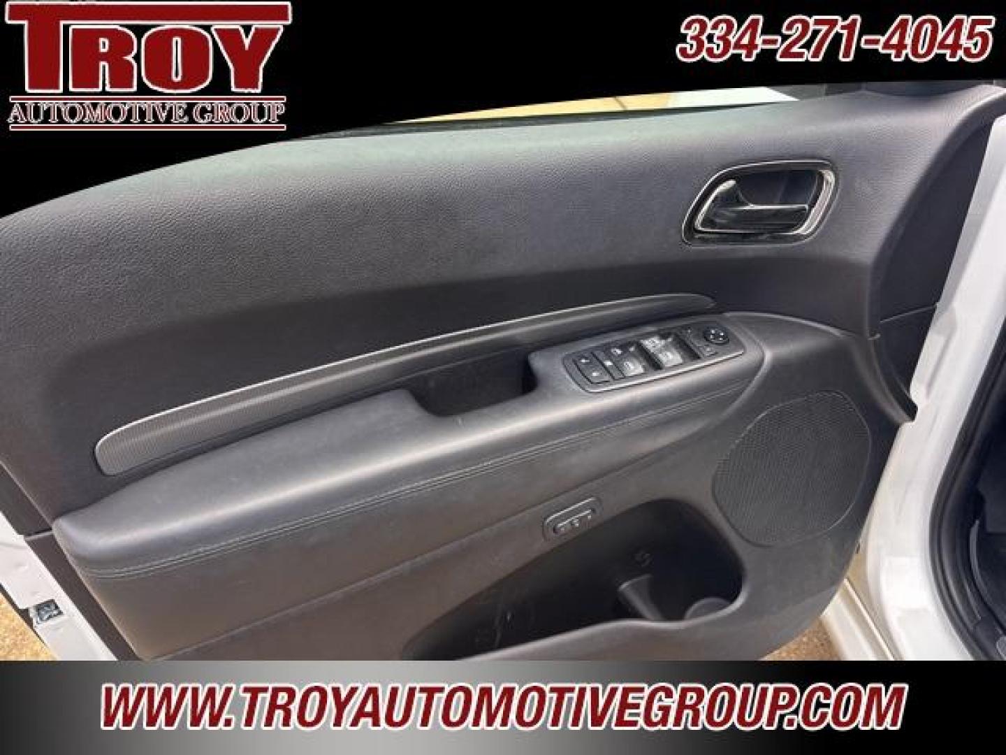 2019 White Knuckle Clearcoat /Black Dodge Durango R/T (1C4SDHCT5KC) with an HEMI 5.7L V8 Multi Displacement VVT engine, Automatic transmission, located at 6812 Atlanta Hwy, Montgomery, AL, 36117, (334) 271-4045, 32.382118, -86.178673 - Power Sunroof!!<br>Tow Package!!<br>Blind Spot Monitors!!<br>2-Master Remote Keys!!<br>Black Top Package!!<br>Heated Seats!! - Photo#34