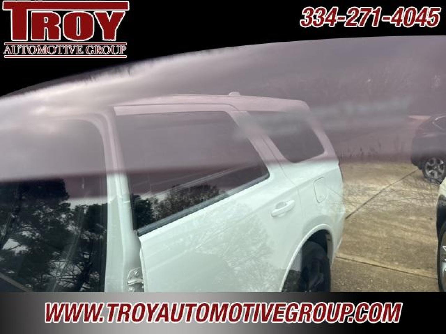 2019 White Knuckle Clearcoat /Black Dodge Durango R/T (1C4SDHCT5KC) with an HEMI 5.7L V8 Multi Displacement VVT engine, Automatic transmission, located at 6812 Atlanta Hwy, Montgomery, AL, 36117, (334) 271-4045, 32.382118, -86.178673 - Power Sunroof!!<br>Tow Package!!<br>Blind Spot Monitors!!<br>2-Master Remote Keys!!<br>Black Top Package!!<br>Heated Seats!! - Photo#35
