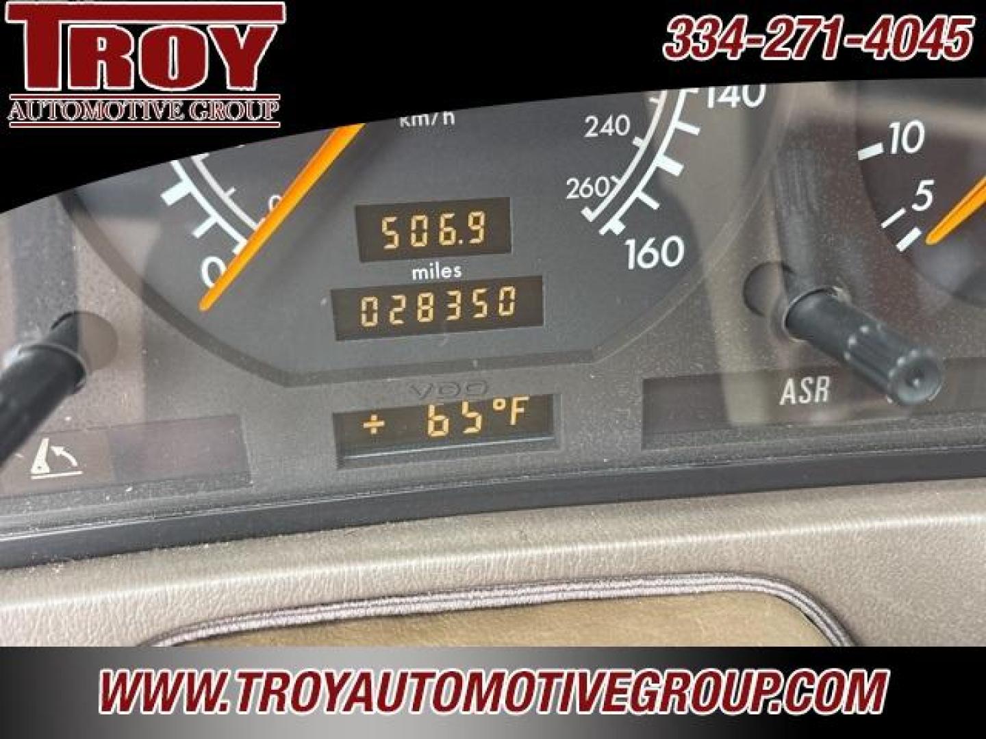 1997 Red /Parchment Mercedes-Benz SL-Class SL 320 (WDBFA63FXVF) with an 3.2L I6 engine, Automatic transmission, located at 6812 Atlanta Hwy, Montgomery, AL, 36117, (334) 271-4045, 32.382118, -86.178673 - Recent Arrival!<br>Hard Top!!<br>Hard Top Stand!!<br>Black Soft Top!!<br><br>Red 1997 Mercedes-Benz SL-Class SL 320 RWD 3.2L I6 5-Speed Automatic<br><br>Financing Available---Top Value for Trades - Photo#12