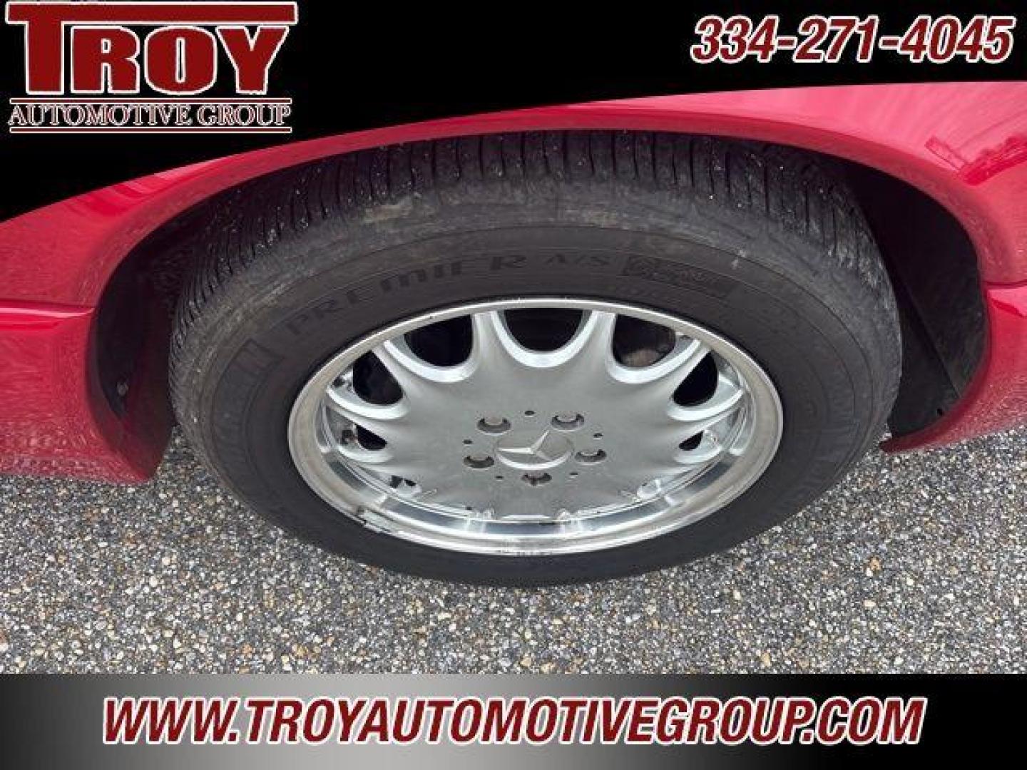 1997 Red /Parchment Mercedes-Benz SL-Class SL 320 (WDBFA63FXVF) with an 3.2L I6 engine, Automatic transmission, located at 6812 Atlanta Hwy, Montgomery, AL, 36117, (334) 271-4045, 32.382118, -86.178673 - Recent Arrival!<br>Hard Top!!<br>Hard Top Stand!!<br>Black Soft Top!!<br><br>Red 1997 Mercedes-Benz SL-Class SL 320 RWD 3.2L I6 5-Speed Automatic<br><br>Financing Available---Top Value for Trades - Photo#8