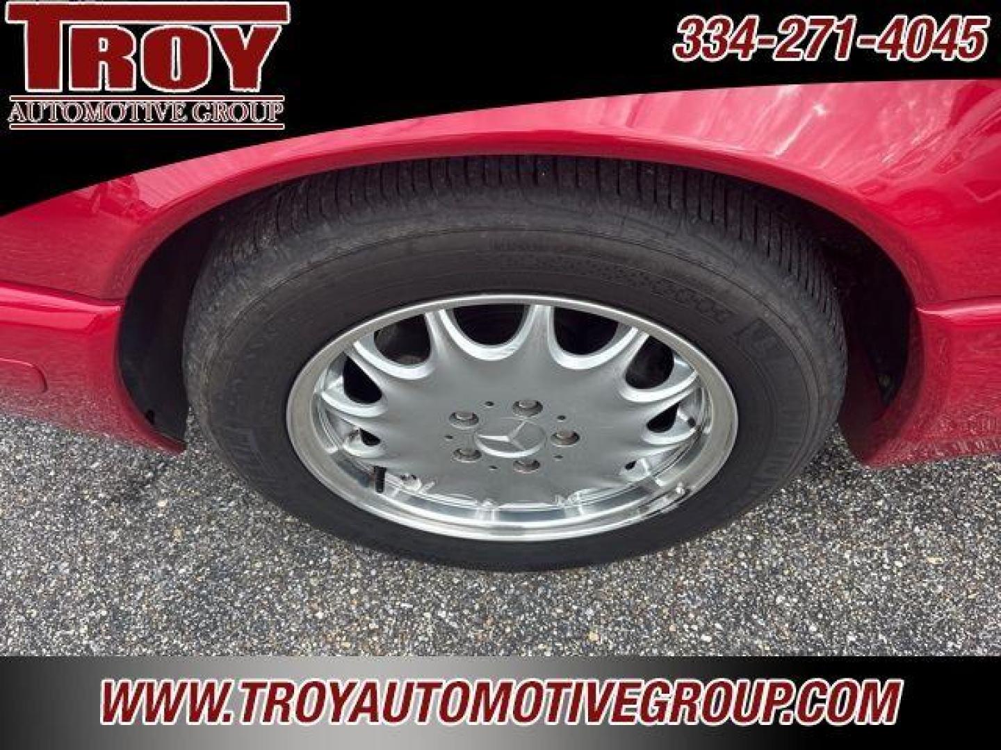 1997 Red /Parchment Mercedes-Benz SL-Class SL 320 (WDBFA63FXVF) with an 3.2L I6 engine, Automatic transmission, located at 6812 Atlanta Hwy, Montgomery, AL, 36117, (334) 271-4045, 32.382118, -86.178673 - Recent Arrival!<br>Hard Top!!<br>Hard Top Stand!!<br>Black Soft Top!!<br><br>Red 1997 Mercedes-Benz SL-Class SL 320 RWD 3.2L I6 5-Speed Automatic<br><br>Financing Available---Top Value for Trades - Photo#9