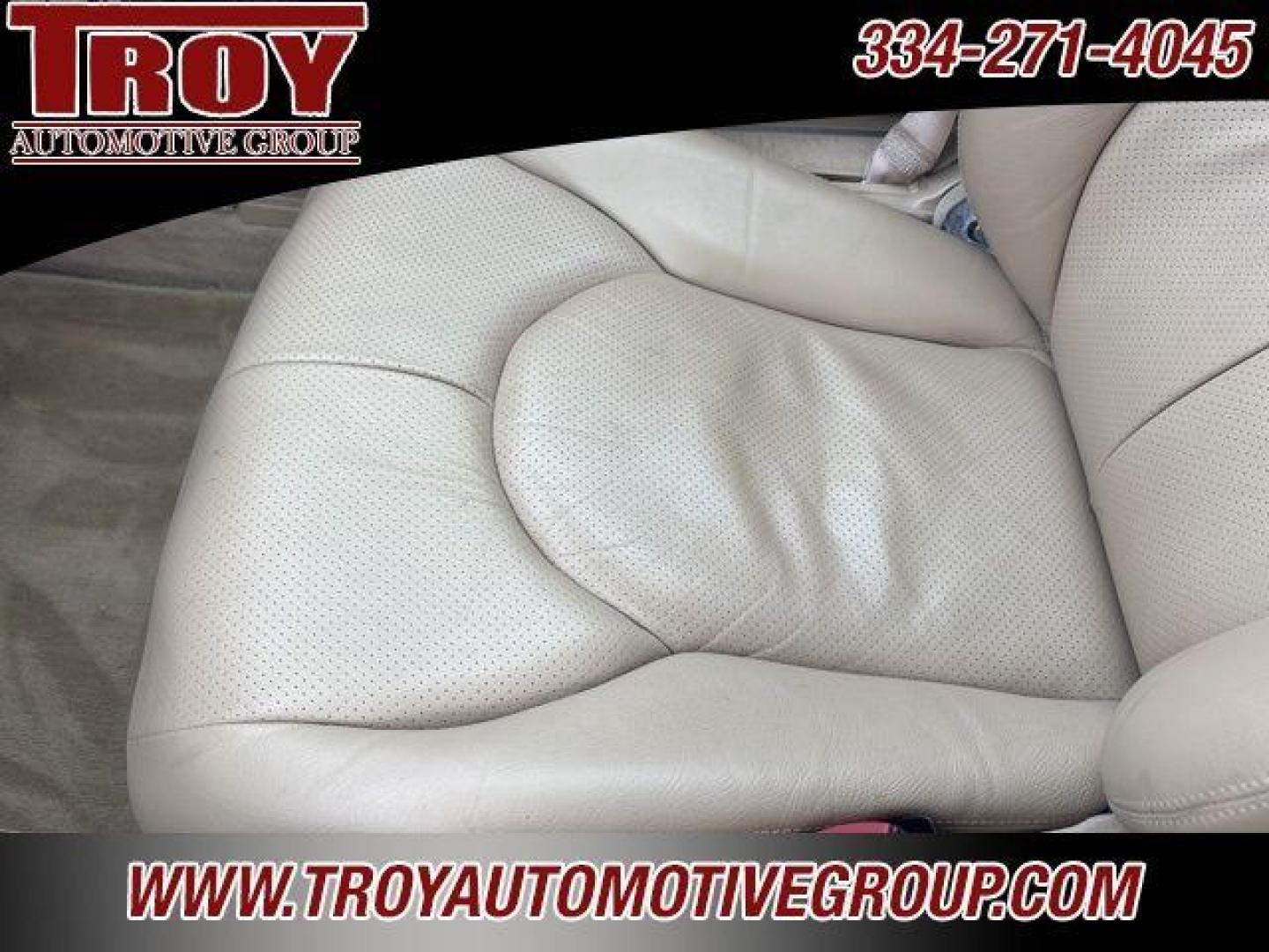 1997 Red /Parchment Mercedes-Benz SL-Class SL 320 (WDBFA63FXVF) with an 3.2L I6 engine, Automatic transmission, located at 6812 Atlanta Hwy, Montgomery, AL, 36117, (334) 271-4045, 32.382118, -86.178673 - Recent Arrival!<br>Hard Top!!<br>Hard Top Stand!!<br>Black Soft Top!!<br><br>Red 1997 Mercedes-Benz SL-Class SL 320 RWD 3.2L I6 5-Speed Automatic<br><br>Financing Available---Top Value for Trades - Photo#16