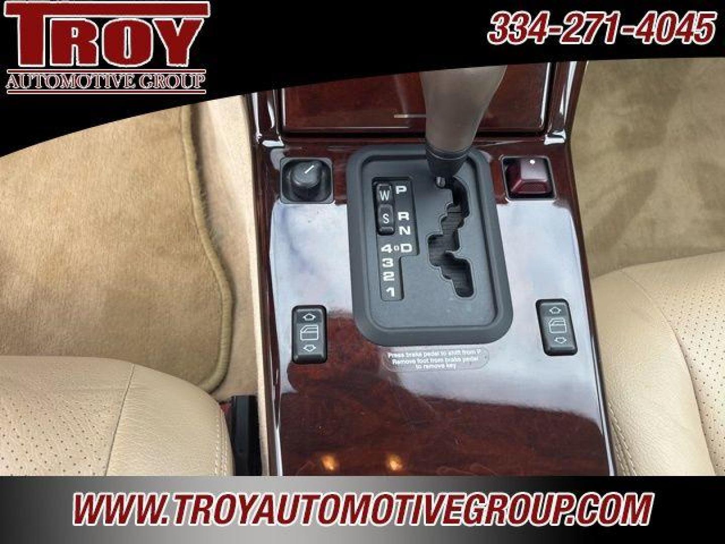 1997 Red /Parchment Mercedes-Benz SL-Class SL 320 (WDBFA63FXVF) with an 3.2L I6 engine, Automatic transmission, located at 6812 Atlanta Hwy, Montgomery, AL, 36117, (334) 271-4045, 32.382118, -86.178673 - Recent Arrival!<br>Hard Top!!<br>Hard Top Stand!!<br>Black Soft Top!!<br><br>Red 1997 Mercedes-Benz SL-Class SL 320 RWD 3.2L I6 5-Speed Automatic<br><br>Financing Available---Top Value for Trades - Photo#17