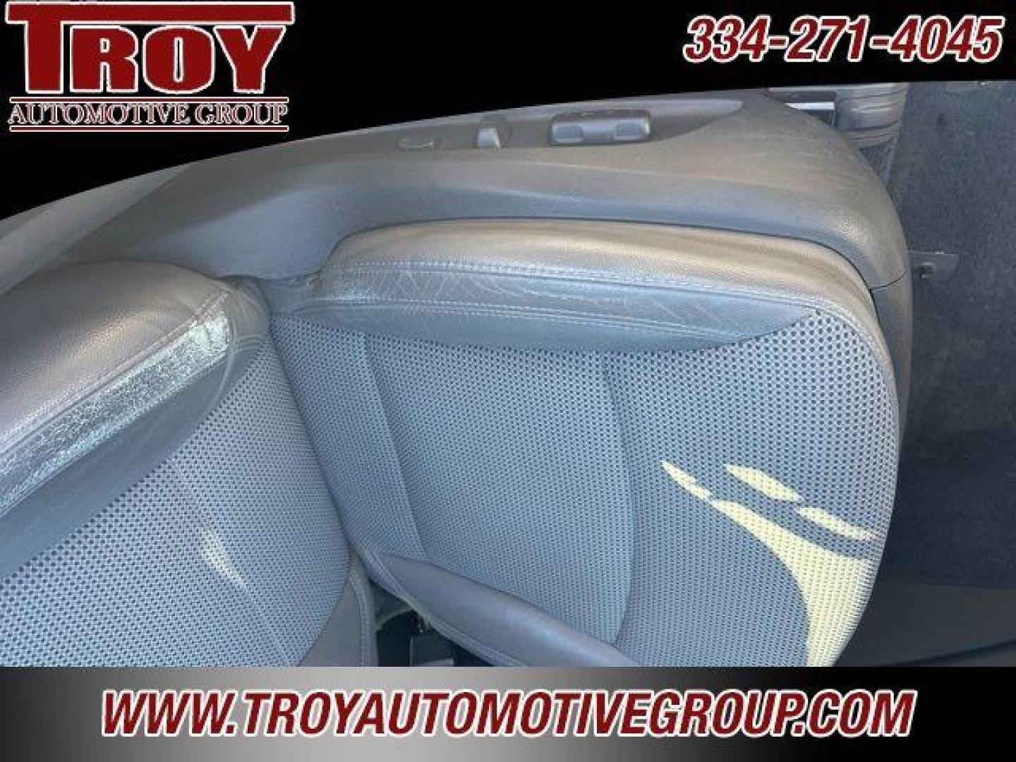 2013 Radiant Silver /Gray Hyundai Sonata SE (5NPEC4AC0DH) with an 2.4L 4-Cylinder DGI 200 hp engine, Automatic transmission, located at 6812 Atlanta Hwy, Montgomery, AL, 36117, (334) 271-4045, 32.382118, -86.178673 - 1-Owner!! - Photo#31