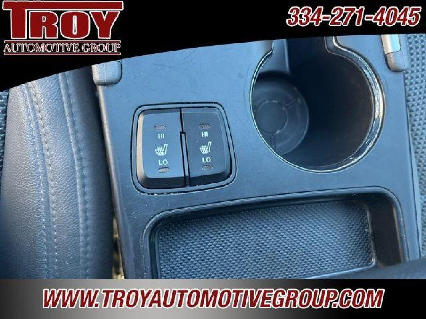 2013 Radiant Silver /Gray Hyundai Sonata SE (5NPEC4AC0DH) with an 2.4L 4-Cylinder DGI 200 hp engine, Automatic transmission, located at 6812 Atlanta Hwy, Montgomery, AL, 36117, (334) 271-4045, 32.382118, -86.178673 - 1-Owner!! - Photo#36