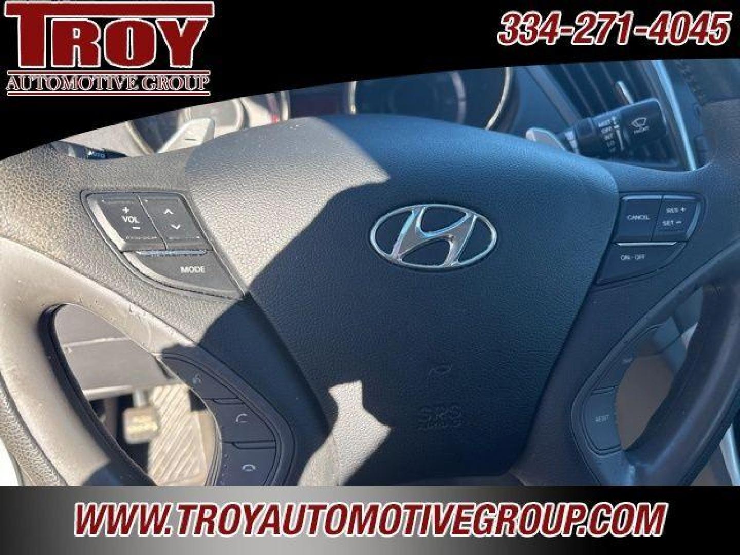 2013 Radiant Silver /Gray Hyundai Sonata SE (5NPEC4AC0DH) with an 2.4L 4-Cylinder DGI 200 hp engine, Automatic transmission, located at 6812 Atlanta Hwy, Montgomery, AL, 36117, (334) 271-4045, 32.382118, -86.178673 - 1-Owner!! - Photo#39