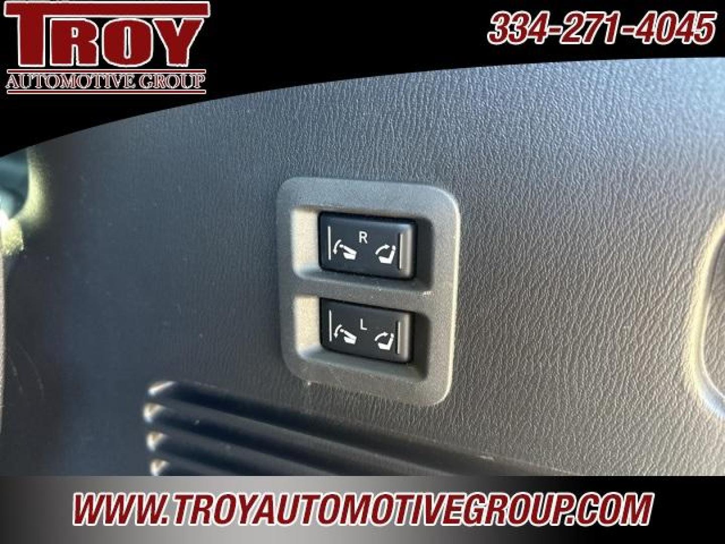 2017 Mocha Almond /Truffle Brown INFINITI QX80 Limited (JN8AZ2NE4H9) with an 5.6L V8 engine, Automatic transmission, located at 6812 Atlanta Hwy, Montgomery, AL, 36117, (334) 271-4045, 32.382118, -86.178673 - Mocha Almond 2017 INFINITI QX80 Limited AWD 5.6L V8 7-Speed Automatic<br><br>Financing Available---Top Value for Trades.<br><br>Odometer is 21255 miles below market average!<br><br><br>Awards:<br> * JD Power Initial Quality Study (IQS) * 2017 KBB.com 5-Year Cost to Own Awards - Photo#12