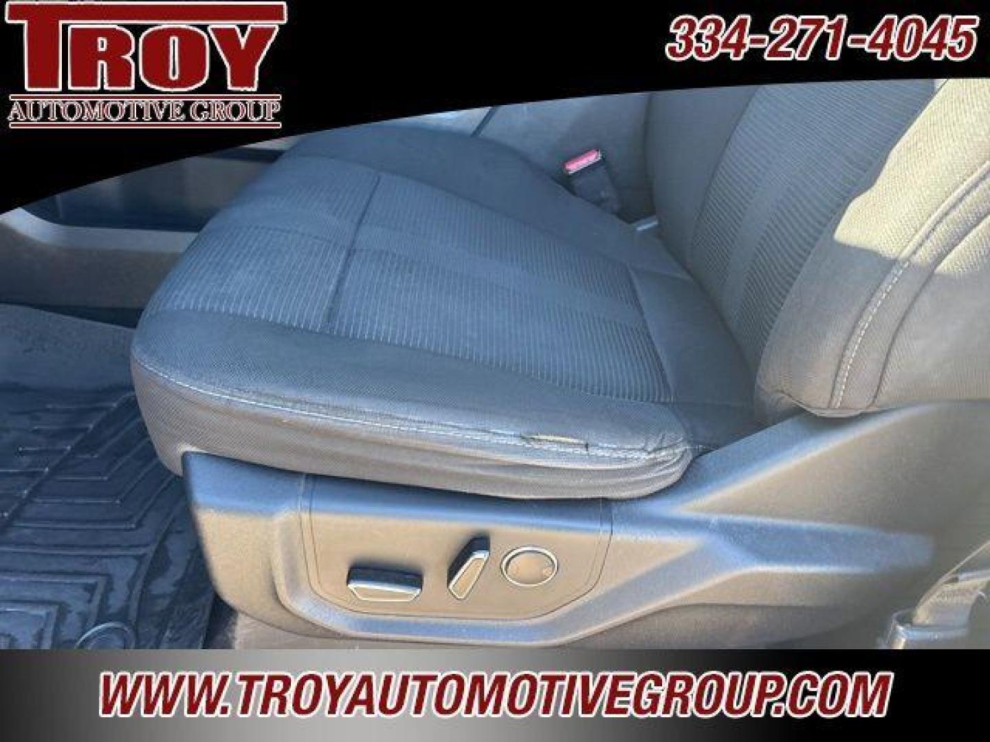 2015 Ingot Silver /Black Ford F-150 XLT (1FTEW1CP8FF) with an 2.7L V6 EcoBoost engine, Automatic transmission, located at 6812 Atlanta Hwy, Montgomery, AL, 36117, (334) 271-4045, 32.382118, -86.178673 - Photo#28