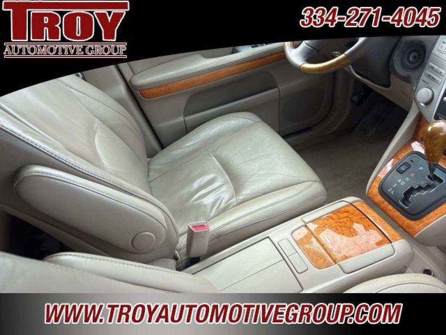 2007 Breakwater Blue Metallic /Ivory Lexus RX 350 (2T2HK31U77C) with an 3.5L V6 DOHC Dual VVT-i 24V engine, Automatic transmission, located at 6812 Atlanta Hwy, Montgomery, AL, 36117, (334) 271-4045, 32.382118, -86.178673 - Sunroof does not work!! - Photo#19