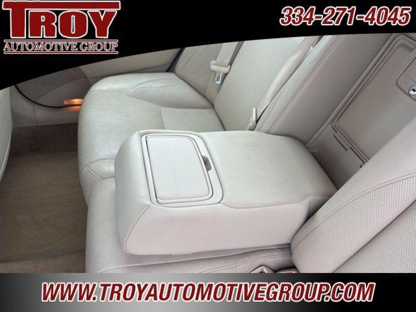 2011 Smoky Granite Mica /Light Gray Lexus ES 350 (JTHBK1EG6B2) with an 3.5L V6 DOHC Dual VVT-i 24V engine, Automatic transmission, located at 6812 Atlanta Hwy, Montgomery, AL, 36117, (334) 271-4045, 32.382118, -86.178673 - Navigation!!<br>Rear Sunshade!!<br>2-Master Remote Entry Keys!! - Photo#15