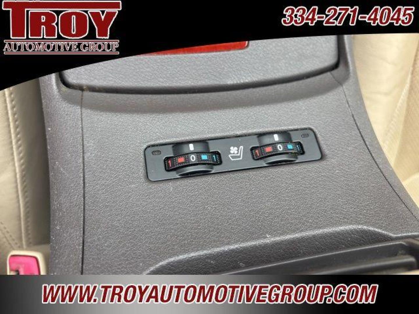 2011 Smoky Granite Mica /Light Gray Lexus ES 350 (JTHBK1EG6B2) with an 3.5L V6 DOHC Dual VVT-i 24V engine, Automatic transmission, located at 6812 Atlanta Hwy, Montgomery, AL, 36117, (334) 271-4045, 32.382118, -86.178673 - Navigation!!<br>Rear Sunshade!!<br>2-Master Remote Entry Keys!! - Photo#22