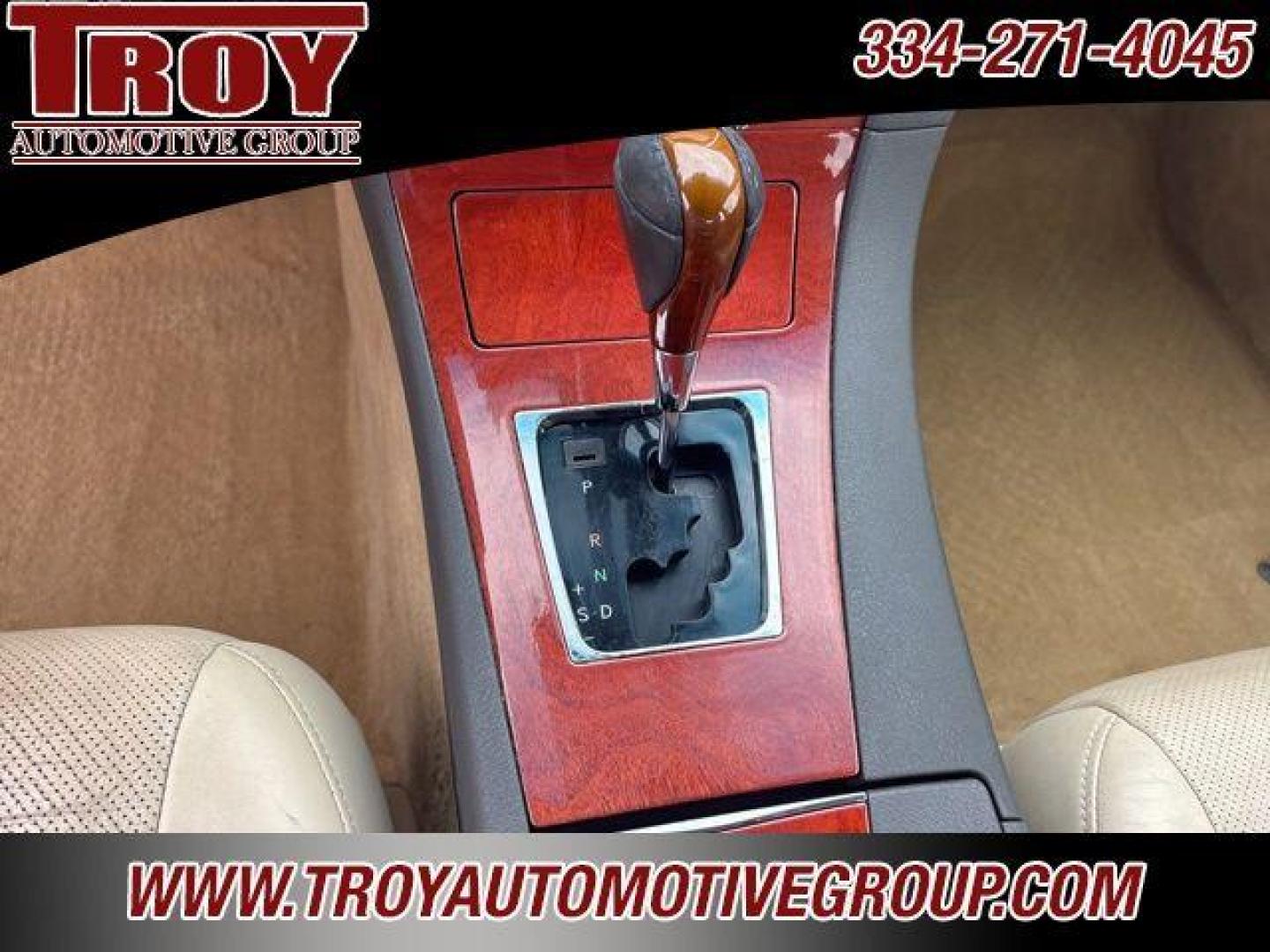 2011 Smoky Granite Mica /Light Gray Lexus ES 350 (JTHBK1EG6B2) with an 3.5L V6 DOHC Dual VVT-i 24V engine, Automatic transmission, located at 6812 Atlanta Hwy, Montgomery, AL, 36117, (334) 271-4045, 32.382118, -86.178673 - Navigation!!<br>Rear Sunshade!!<br>2-Master Remote Entry Keys!! - Photo#23