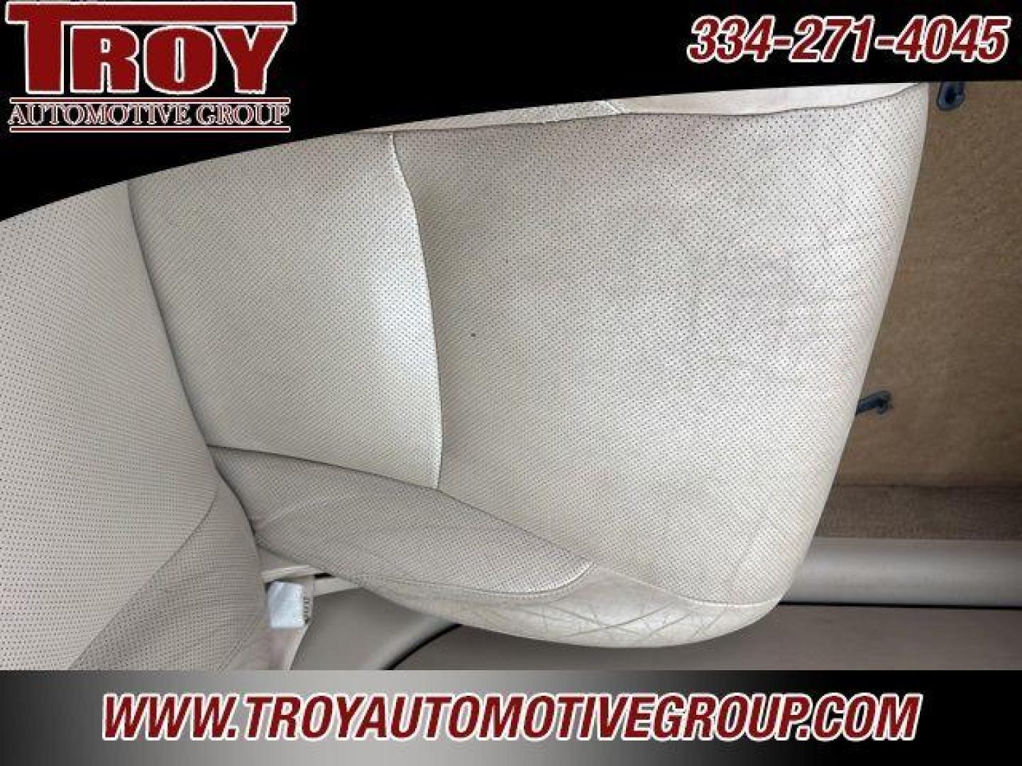 2011 Smoky Granite Mica /Light Gray Lexus ES 350 (JTHBK1EG6B2) with an 3.5L V6 DOHC Dual VVT-i 24V engine, Automatic transmission, located at 6812 Atlanta Hwy, Montgomery, AL, 36117, (334) 271-4045, 32.382118, -86.178673 - Navigation!!<br>Rear Sunshade!!<br>2-Master Remote Entry Keys!! - Photo#25