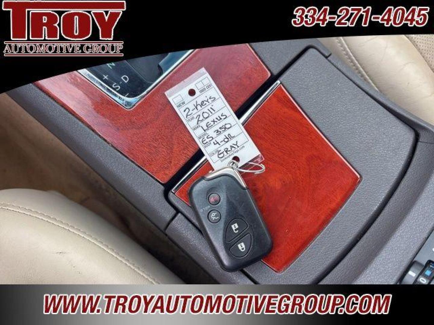 2011 Smoky Granite Mica /Light Gray Lexus ES 350 (JTHBK1EG6B2) with an 3.5L V6 DOHC Dual VVT-i 24V engine, Automatic transmission, located at 6812 Atlanta Hwy, Montgomery, AL, 36117, (334) 271-4045, 32.382118, -86.178673 - Navigation!!<br>Rear Sunshade!!<br>2-Master Remote Entry Keys!! - Photo#31