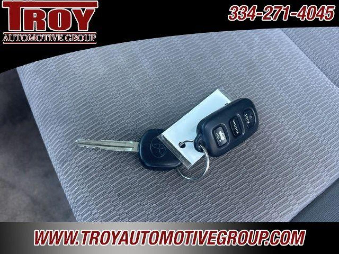 2005 Super White /Taupe Toyota Camry (4T1BE32K95U) with an 2.4L I4 SMPI DOHC engine, Automatic transmission, located at 6812 Atlanta Hwy, Montgomery, AL, 36117, (334) 271-4045, 32.382118, -86.178673 - Photo#15