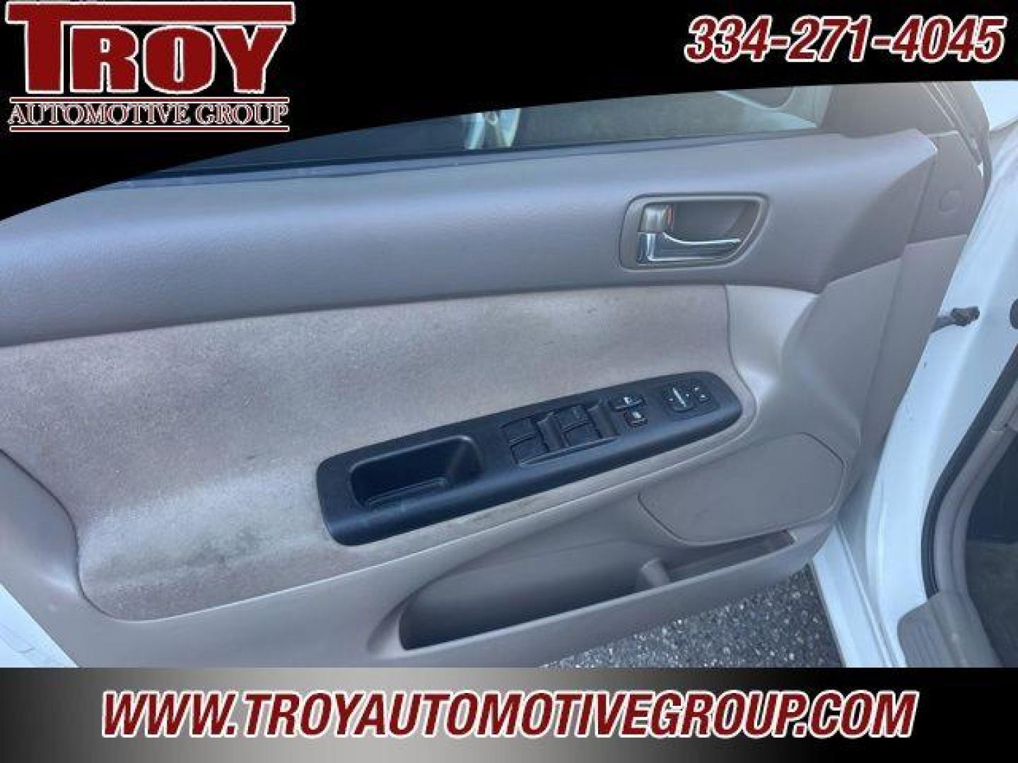 2005 Super White /Taupe Toyota Camry (4T1BE32K95U) with an 2.4L I4 SMPI DOHC engine, Automatic transmission, located at 6812 Atlanta Hwy, Montgomery, AL, 36117, (334) 271-4045, 32.382118, -86.178673 - Photo#19