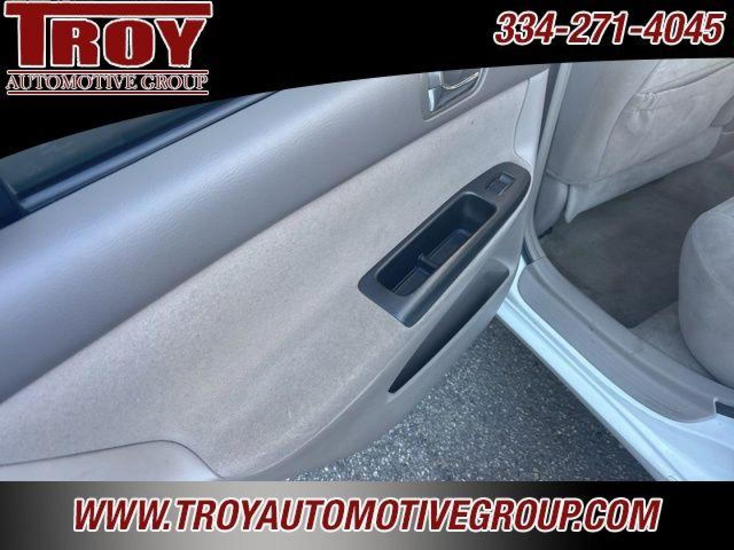 2005 Super White /Taupe Toyota Camry (4T1BE32K95U) with an 2.4L I4 SMPI DOHC engine, Automatic transmission, located at 6812 Atlanta Hwy, Montgomery, AL, 36117, (334) 271-4045, 32.382118, -86.178673 - Photo#21