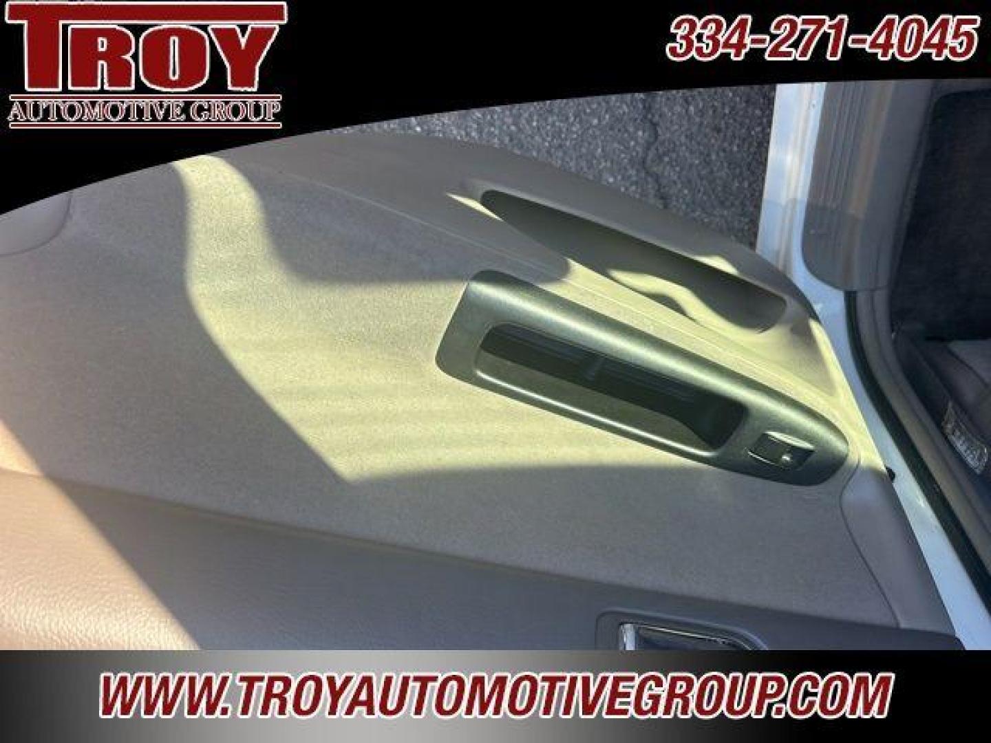 2005 Super White /Taupe Toyota Camry (4T1BE32K95U) with an 2.4L I4 SMPI DOHC engine, Automatic transmission, located at 6812 Atlanta Hwy, Montgomery, AL, 36117, (334) 271-4045, 32.382118, -86.178673 - Photo#27