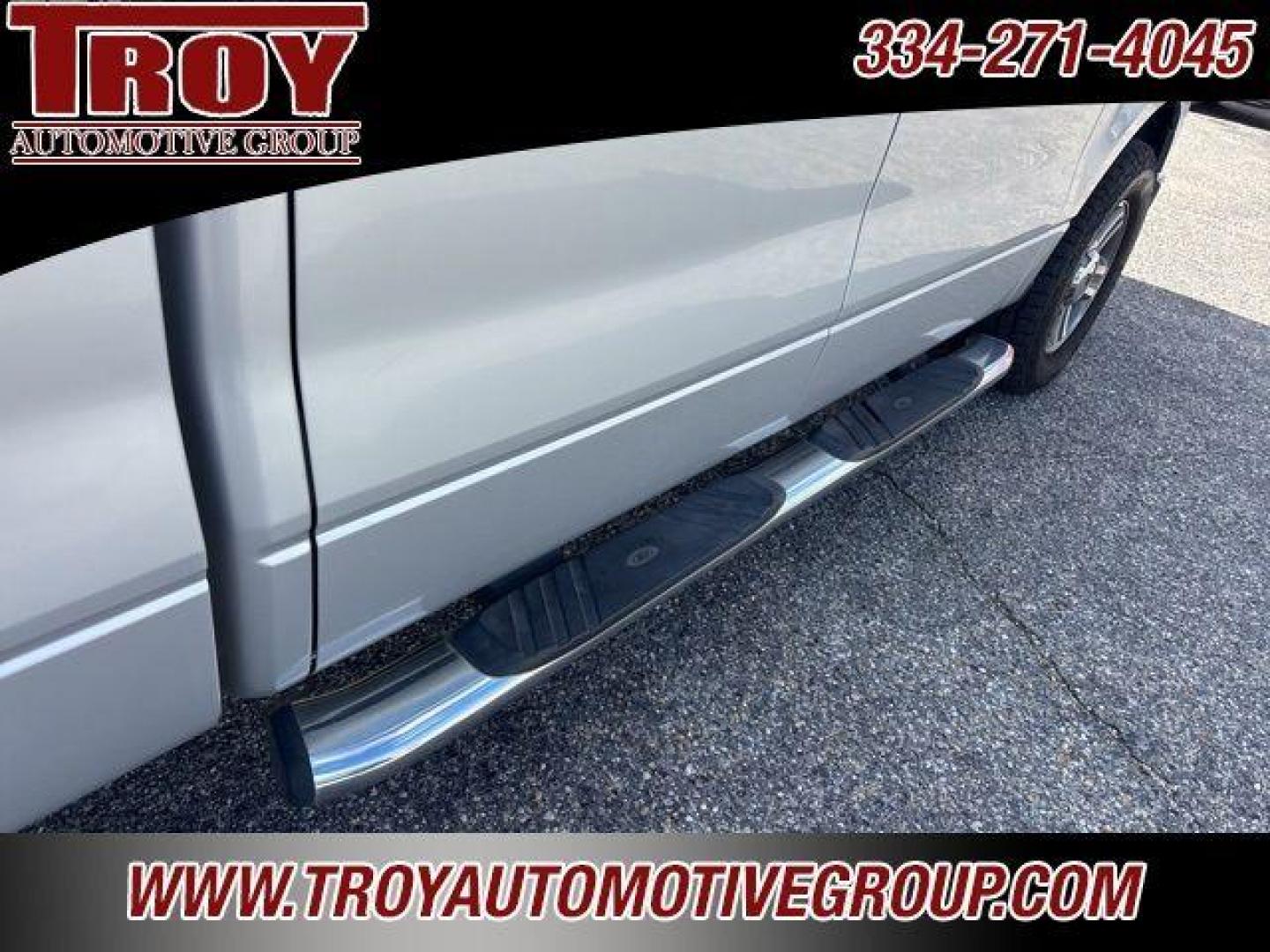 2007 Silver Clearcoat Metallic /Medium Flint Ford F-150 (1FTRW12W87K) with an 4.6L V8 EFI engine, Automatic transmission, located at 6812 Atlanta Hwy, Montgomery, AL, 36117, (334) 271-4045, 32.382118, -86.178673 - Alloy wheels!!<br>Tow Package!!<br>Excellent Condition!! - Photo#13