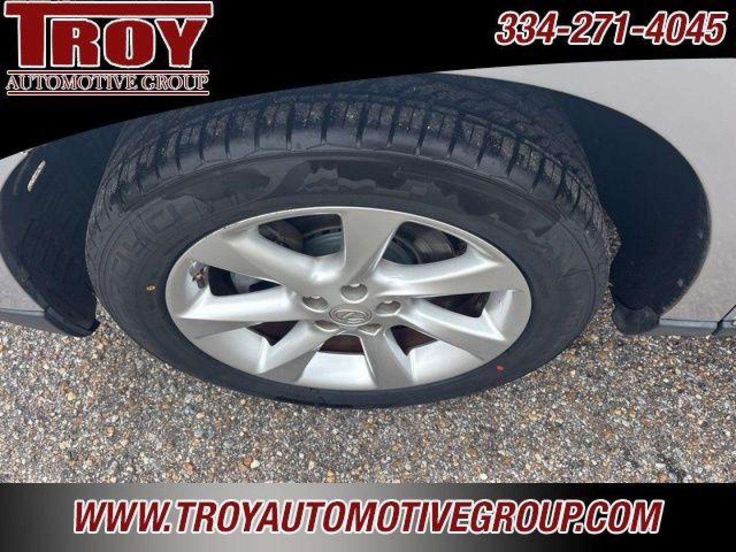 2010 Silver /Light Gray Lexus RX 350 (2T2ZK1BA8AC) with an 3.5L 6-Cylinder DOHC VVT-i 24V engine, Automatic transmission, located at 6812 Atlanta Hwy, Montgomery, AL, 36117, (334) 271-4045, 32.382118, -86.178673 - Photo#14