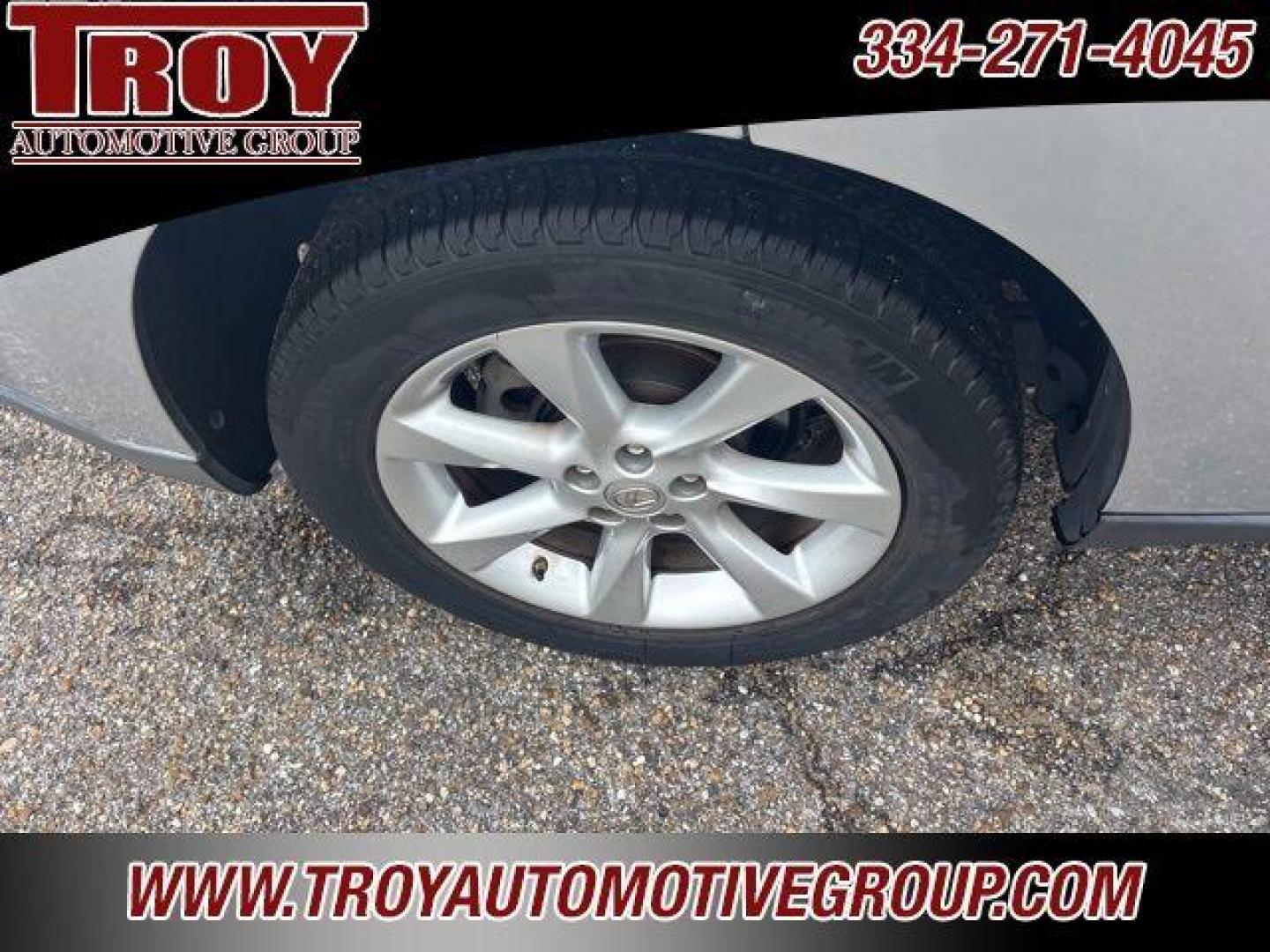 2010 Silver /Light Gray Lexus RX 350 (2T2ZK1BA8AC) with an 3.5L 6-Cylinder DOHC VVT-i 24V engine, Automatic transmission, located at 6812 Atlanta Hwy, Montgomery, AL, 36117, (334) 271-4045, 32.382118, -86.178673 - Photo#16