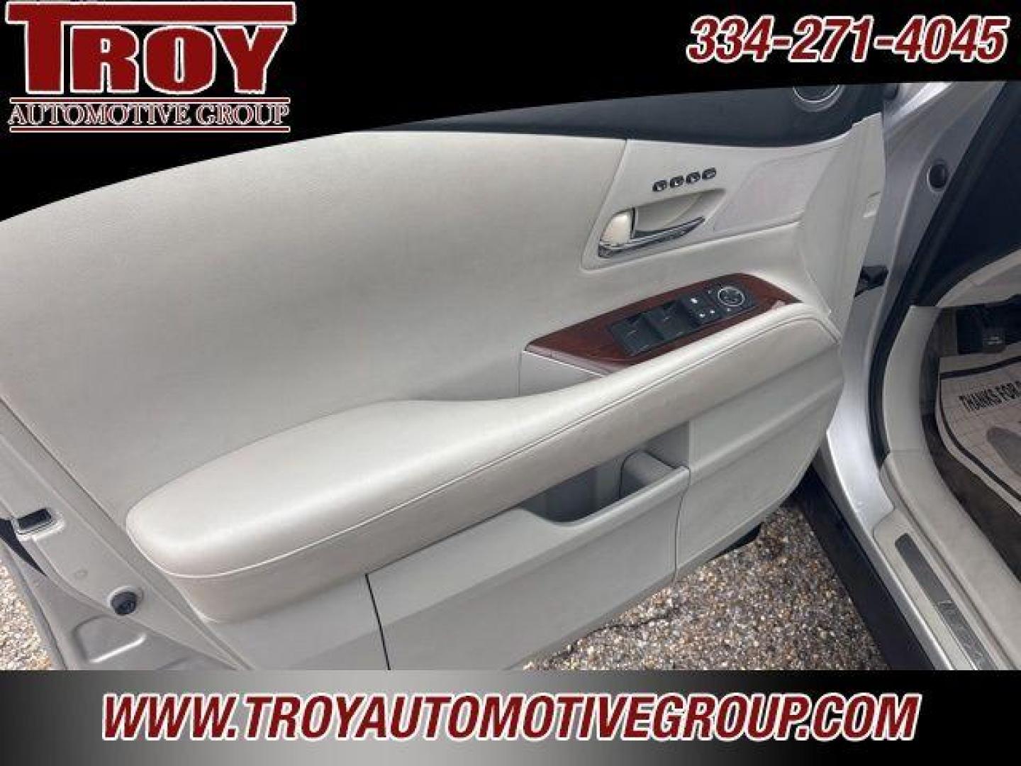 2010 Silver /Light Gray Lexus RX 350 (2T2ZK1BA8AC) with an 3.5L 6-Cylinder DOHC VVT-i 24V engine, Automatic transmission, located at 6812 Atlanta Hwy, Montgomery, AL, 36117, (334) 271-4045, 32.382118, -86.178673 - Photo#33