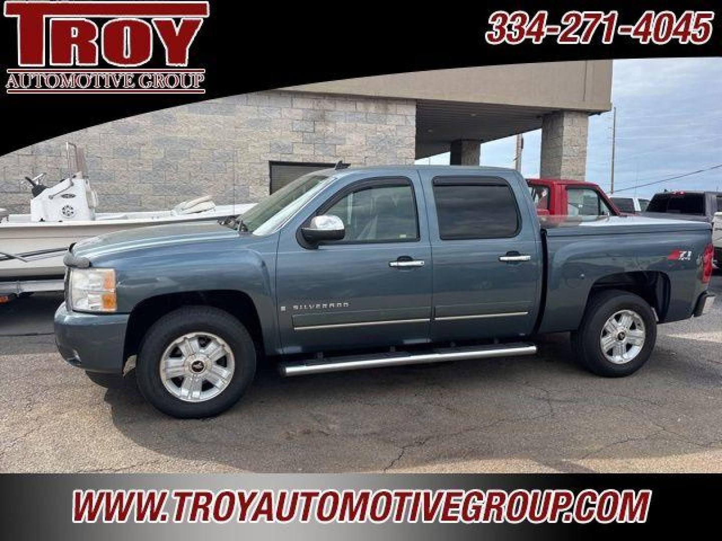 2007 Blue Granite Metallic /Ebony Chevrolet Silverado 1500 LT (2GCEK13M771) with an Vortec 5.3L V8 SFI engine, Automatic transmission, located at 6812 Atlanta Hwy, Montgomery, AL, 36117, (334) 271-4045, 32.382118, -86.178673 - Recent Arrival!<br><br>Blue Granite Metallic 2007 Chevrolet Silverado 1500 LT 4WD LT1 Vortec 5.3L V8 SFI 4-Speed Automatic with Overdrive<br><br>Financing Available---Top Value for Trades.<br><br><br>Awards:<br> * NACTOY 2007 North American Truck of the Year - Photo#0