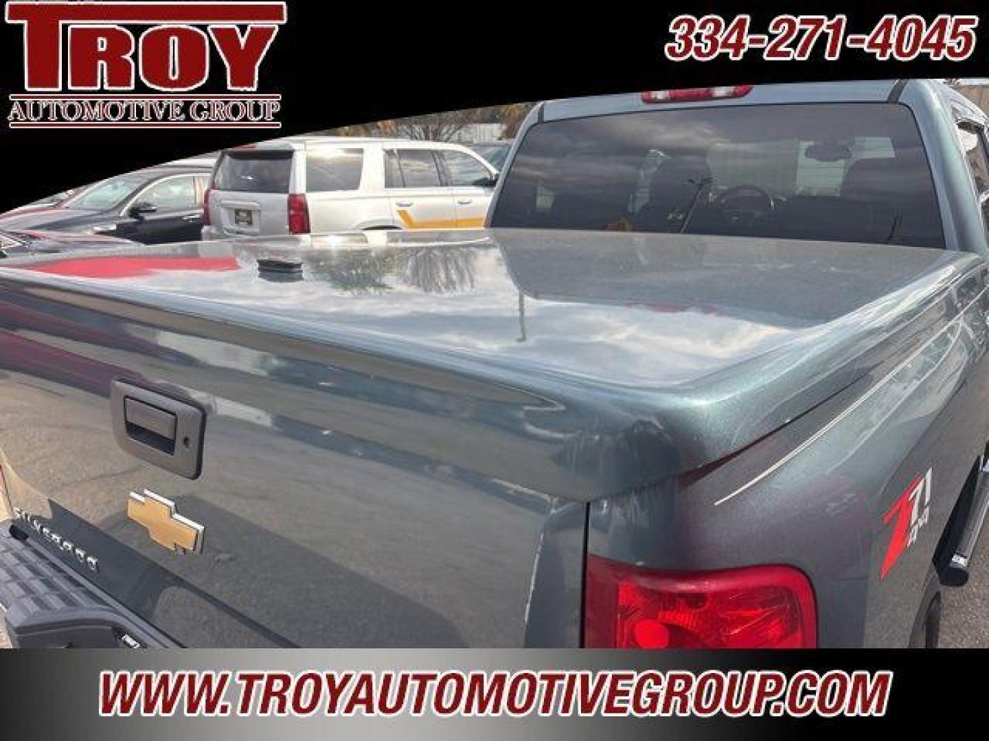 2007 Blue Granite Metallic /Ebony Chevrolet Silverado 1500 LT (2GCEK13M771) with an Vortec 5.3L V8 SFI engine, Automatic transmission, located at 6812 Atlanta Hwy, Montgomery, AL, 36117, (334) 271-4045, 32.382118, -86.178673 - Recent Arrival!<br><br>Blue Granite Metallic 2007 Chevrolet Silverado 1500 LT 4WD LT1 Vortec 5.3L V8 SFI 4-Speed Automatic with Overdrive<br><br>Financing Available---Top Value for Trades.<br><br><br>Awards:<br> * NACTOY 2007 North American Truck of the Year - Photo#11