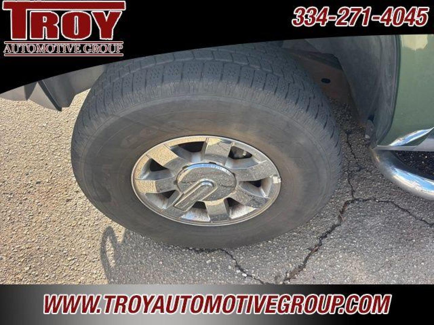 2006 Shadow Green Metallic /Ebony Hummer H3 Base (5GTDN136168) with an 3.5L 5-Cylinder MPI DOHC engine, Automatic transmission, located at 6812 Atlanta Hwy, Montgomery, AL, 36117, (334) 271-4045, 32.382118, -86.178673 - Power Sunroof!!<br>Leather!!<br>Chrome Package!!<br>Step Bars!!<br>Shadow Green Metallic 2006 Hummer H3 4WD 3.5L 5-Cylinder MPI DOHC 4-Speed Automatic with Overdrive<br><br>Financing Available---Top Value for Trades. - Photo#8