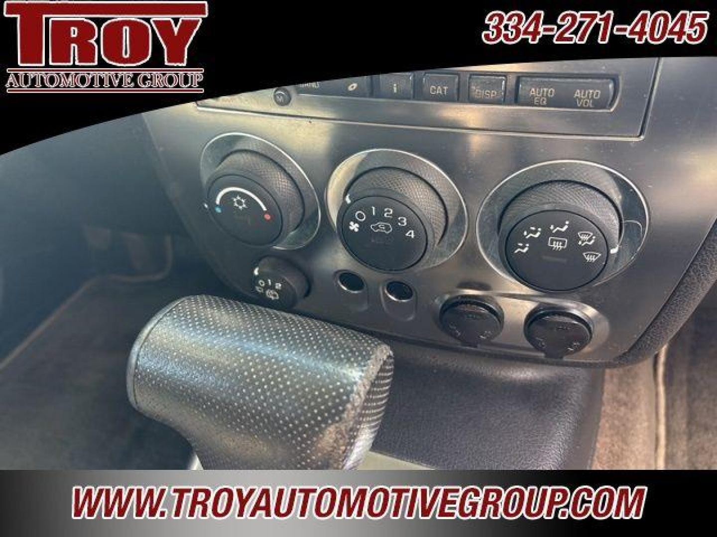 2006 Shadow Green Metallic /Ebony Hummer H3 Base (5GTDN136168) with an 3.5L 5-Cylinder MPI DOHC engine, Automatic transmission, located at 6812 Atlanta Hwy, Montgomery, AL, 36117, (334) 271-4045, 32.382118, -86.178673 - Power Sunroof!!<br>Leather!!<br>Chrome Package!!<br>Step Bars!!<br>Shadow Green Metallic 2006 Hummer H3 4WD 3.5L 5-Cylinder MPI DOHC 4-Speed Automatic with Overdrive<br><br>Financing Available---Top Value for Trades. - Photo#18