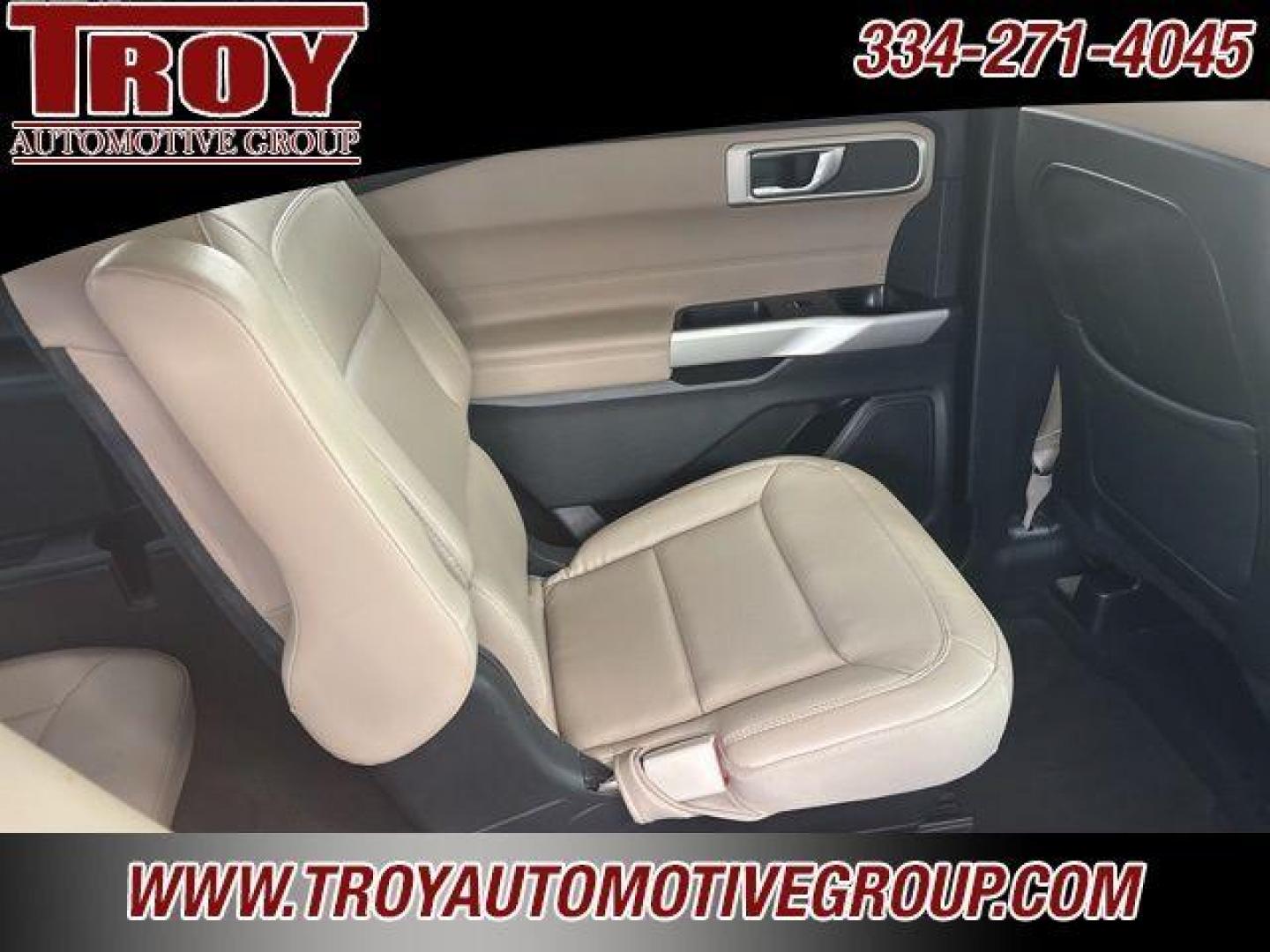 2020 White /Sandstone Ford Explorer XLT (1FMSK7DH1LG) with an 2.3L EcoBoost I-4 engine, Automatic transmission, located at 6812 Atlanta Hwy, Montgomery, AL, 36117, (334) 271-4045, 32.382118, -86.178673 - Photo#18