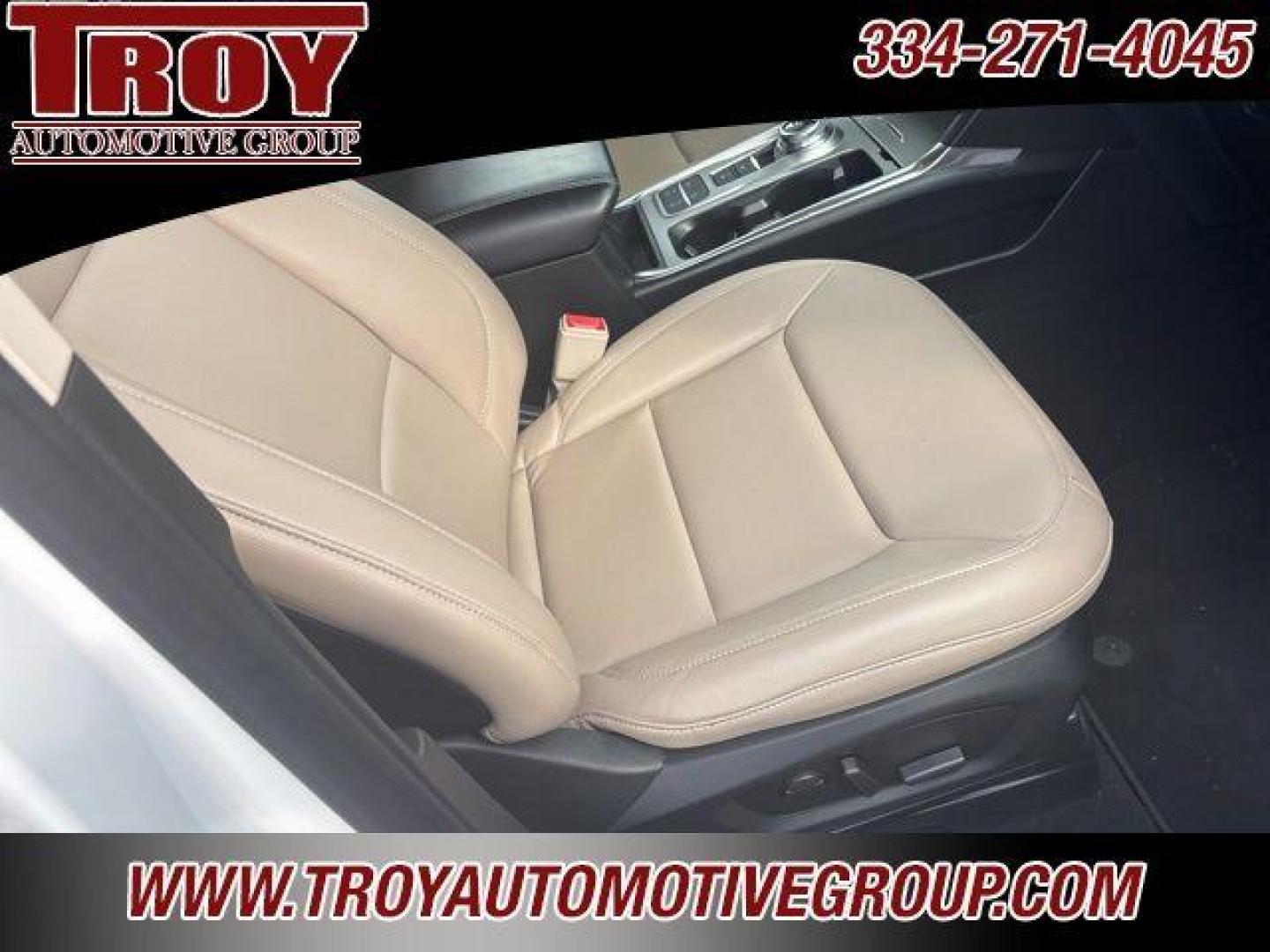 2020 White /Sandstone Ford Explorer XLT (1FMSK7DH1LG) with an 2.3L EcoBoost I-4 engine, Automatic transmission, located at 6812 Atlanta Hwy, Montgomery, AL, 36117, (334) 271-4045, 32.382118, -86.178673 - Photo#21