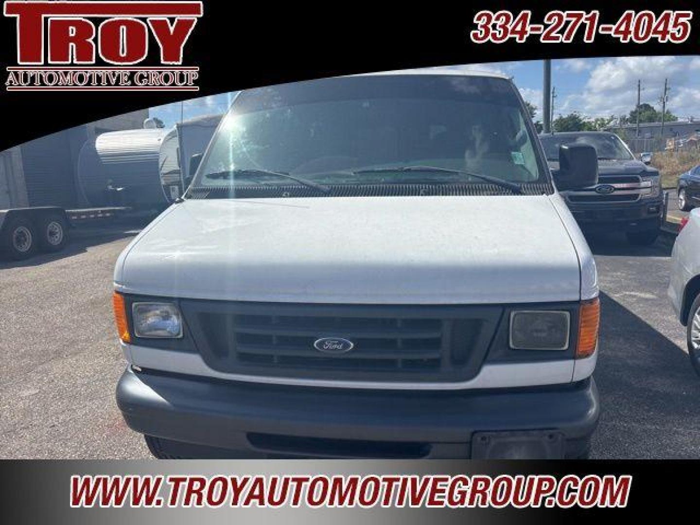 2007 Oxford White Clearcoat /Medium Flint Ford E-350SD (1FBSS31L67D) with an 5.4L V8 EFI engine, Automatic transmission, located at 6812 Atlanta Hwy, Montgomery, AL, 36117, (334) 271-4045, 32.382118, -86.178673 - White 2007 Ford E-350SD RWD 5.4L V8 EFI 4-Speed Automatic with Overdrive<br><br>Financing Available---Top Value for Trades. - Photo#3
