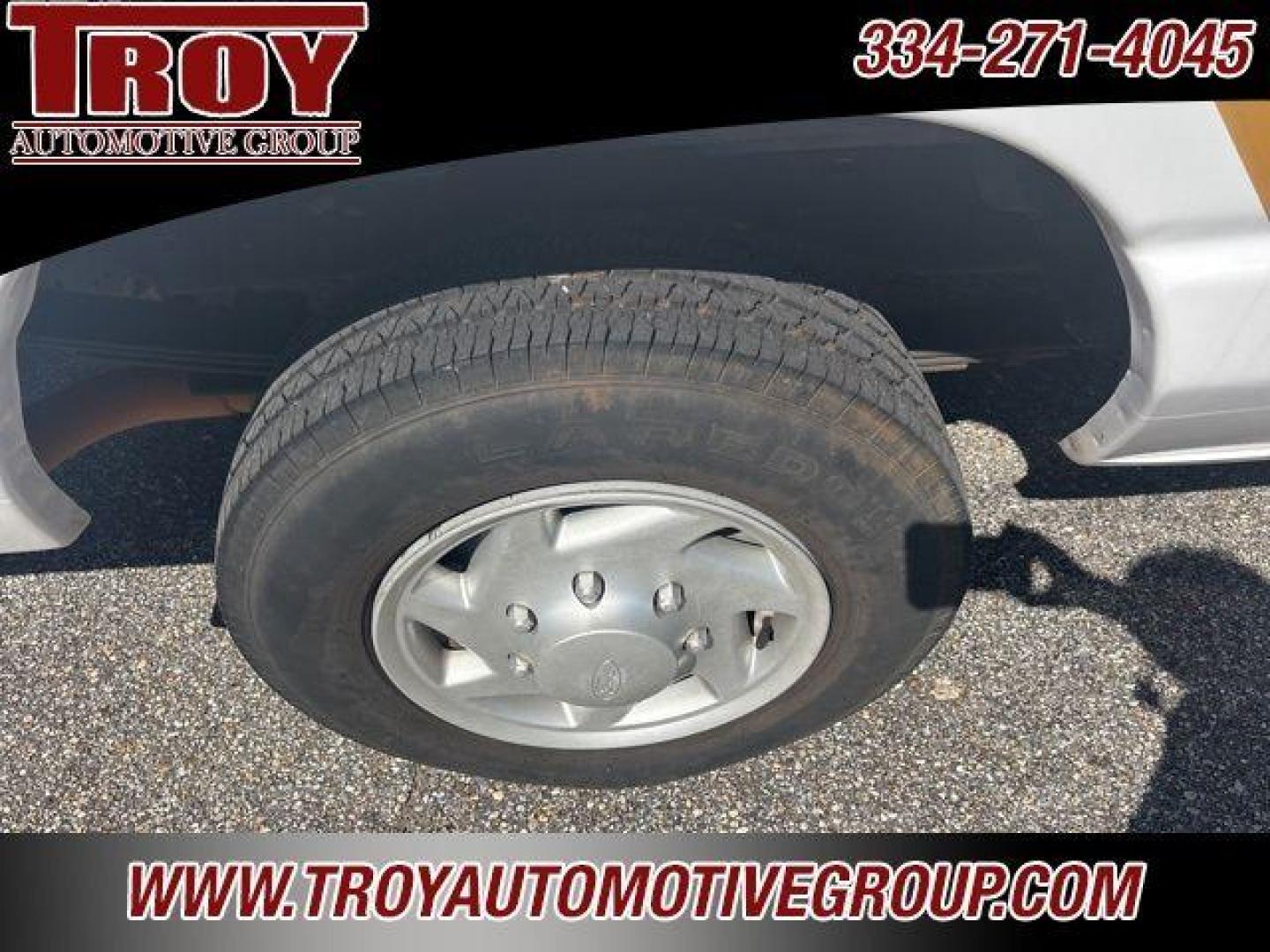 2007 Oxford White Clearcoat /Medium Flint Ford E-350SD (1FBSS31L67D) with an 5.4L V8 EFI engine, Automatic transmission, located at 6812 Atlanta Hwy, Montgomery, AL, 36117, (334) 271-4045, 32.382118, -86.178673 - White 2007 Ford E-350SD RWD 5.4L V8 EFI 4-Speed Automatic with Overdrive<br><br>Financing Available---Top Value for Trades. - Photo#9