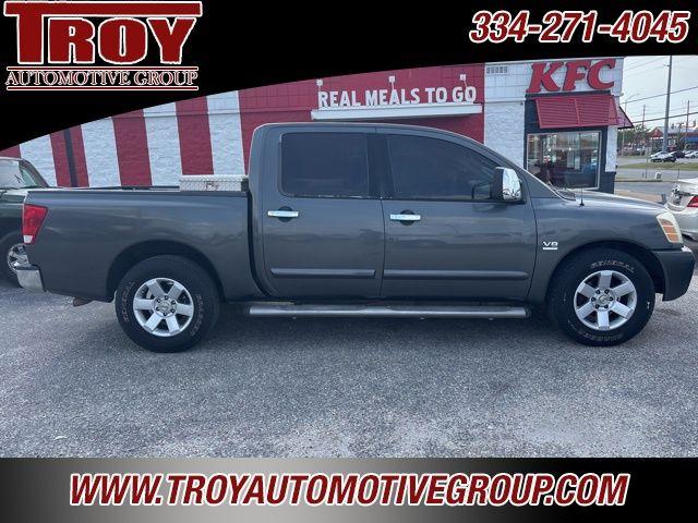 photo of 2004 Nissan Titan LE