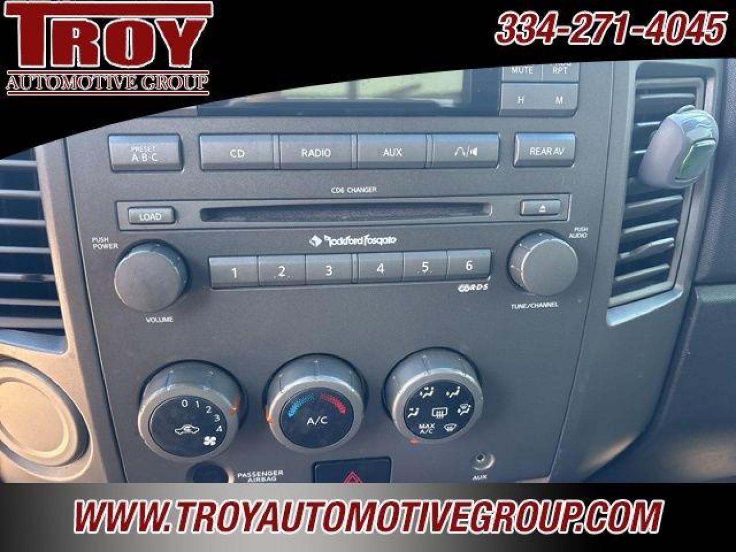 2004 Smoke /Graphite Nissan Titan LE (1N6AA07A74N) with an 5.6L V8 SMPI DOHC engine, Automatic transmission, located at 6812 Atlanta Hwy, Montgomery, AL, 36117, (334) 271-4045, 32.382118, -86.178673 - Leather Interior!!<br>Power Sunroof!!<br>Tow Package!! - Photo#30